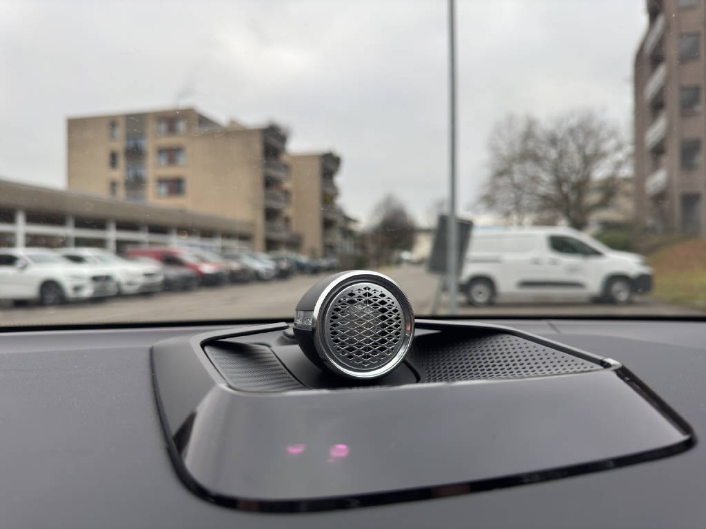VOLVO EX 90 Twin Performance Ultra AWDD-image-11