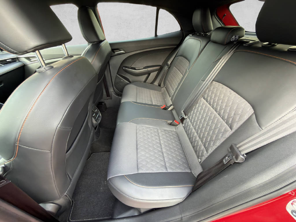MG MG3 1.5 Hybrid+ Luxury-image-6