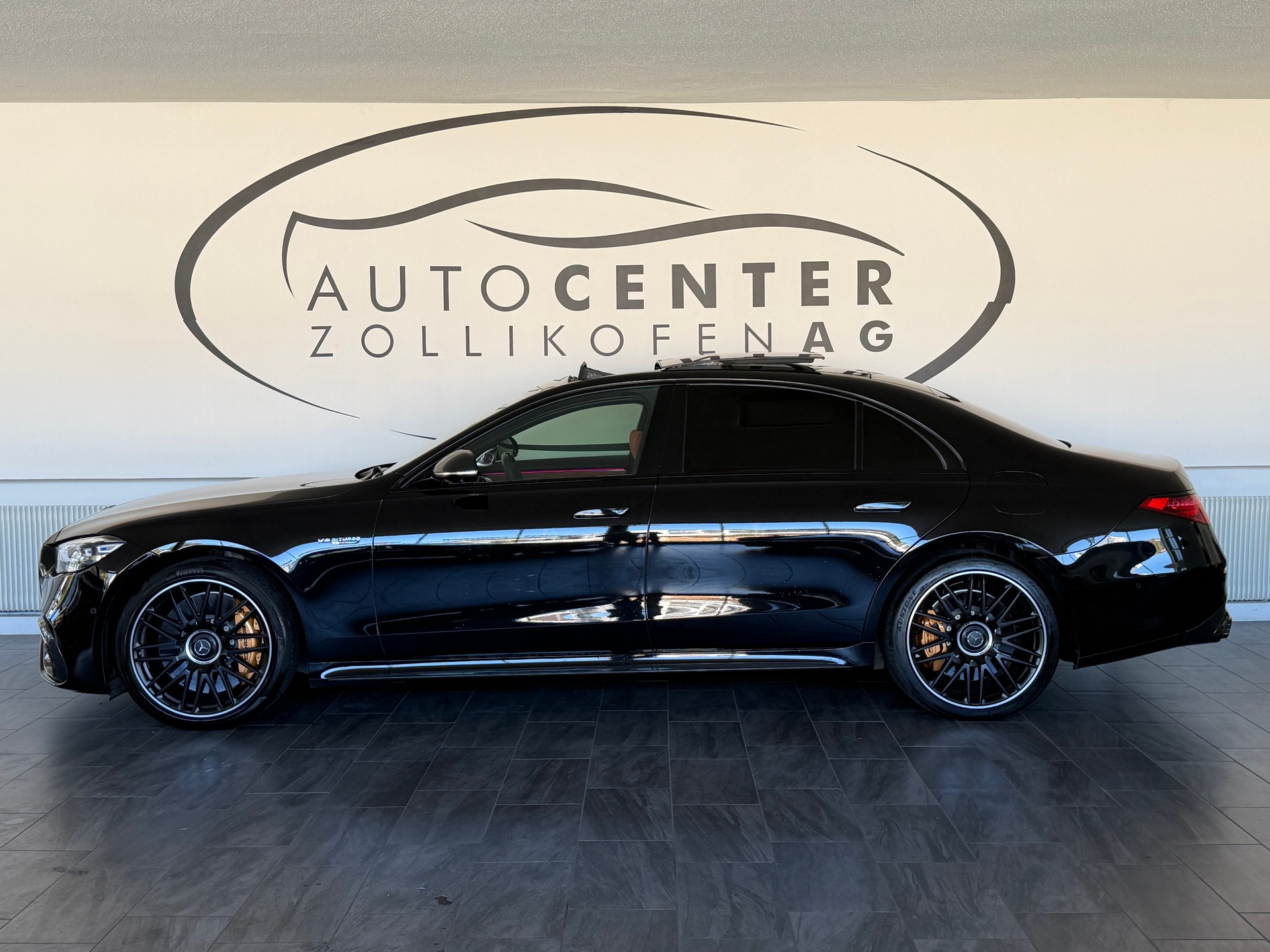 MERCEDES-BENZ E PERFORMANCE-image-3