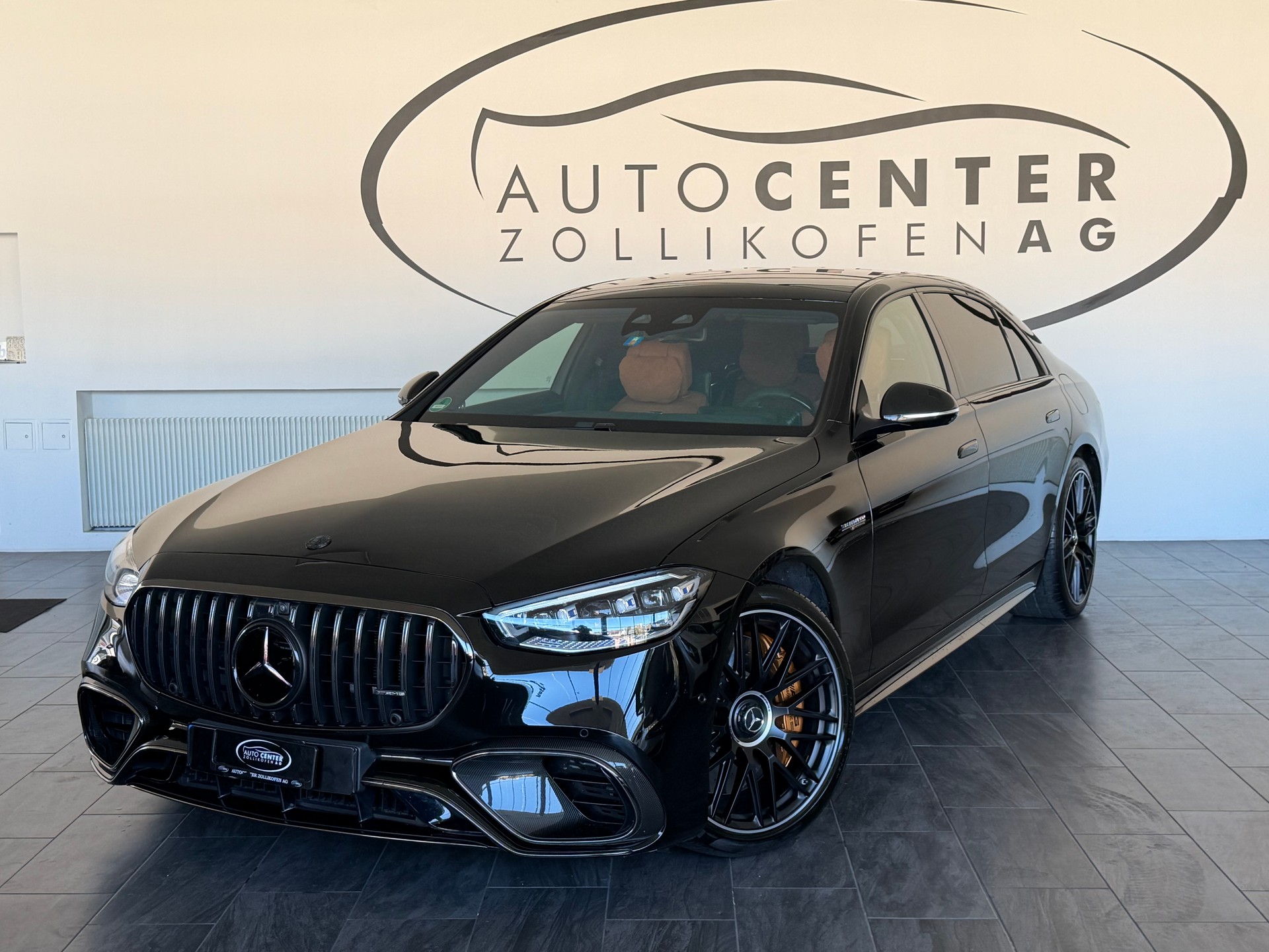 MERCEDES-BENZ E PERFORMANCE-image-0
