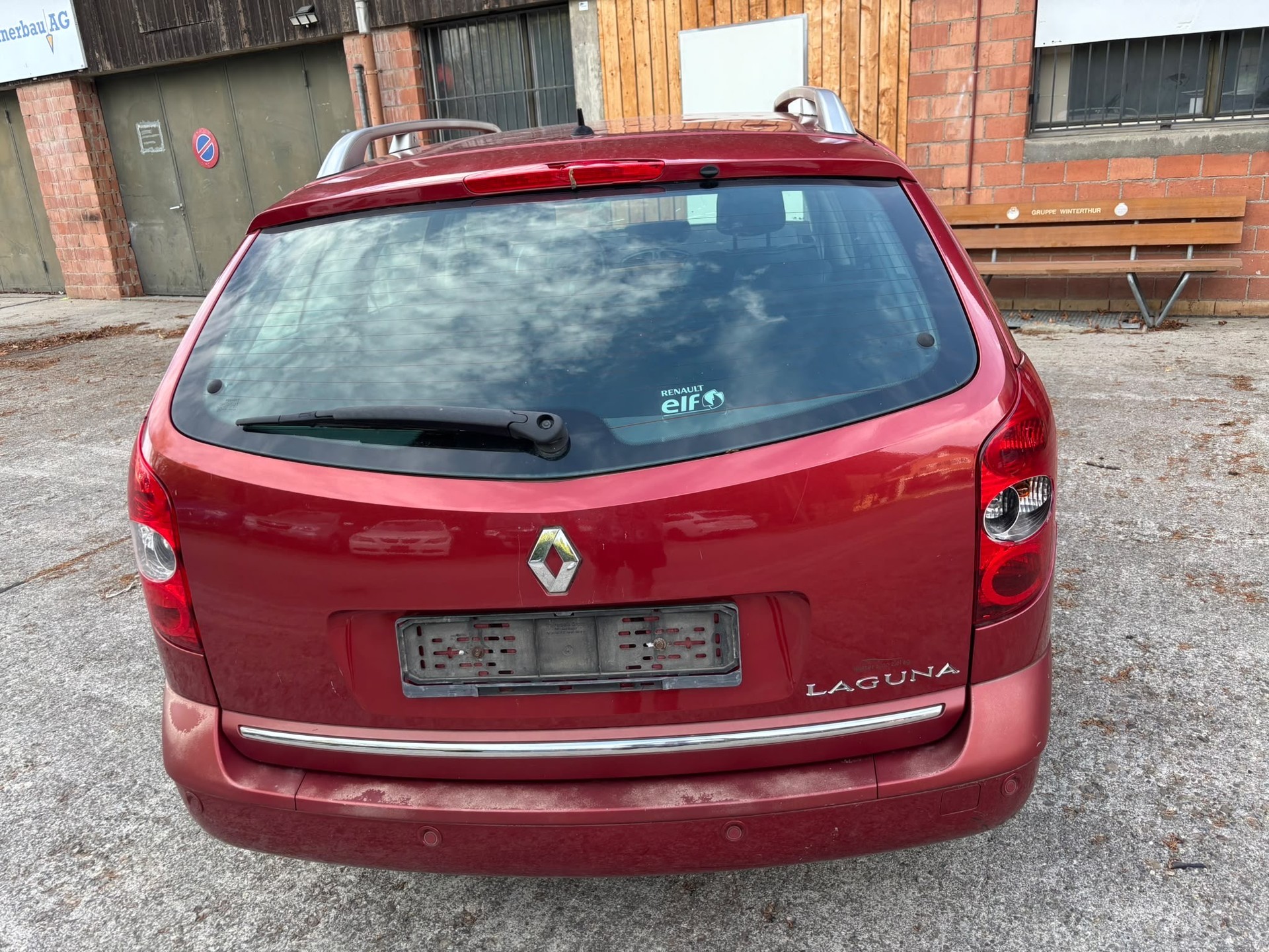 RENAULT Laguna Grandtour 2.0 dCi GT-image-2