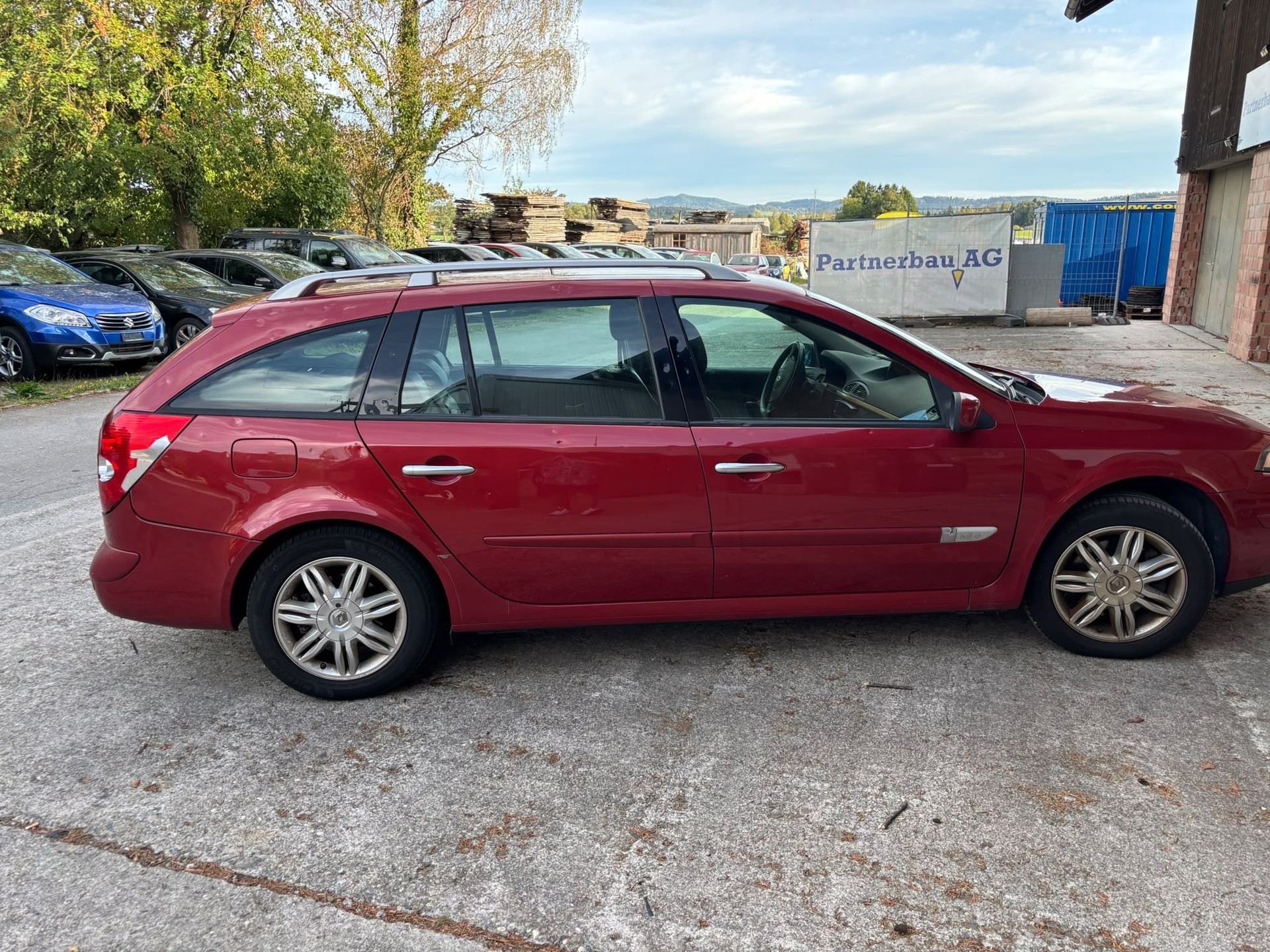 RENAULT Laguna Grandtour 2.0 dCi GT-image-1
