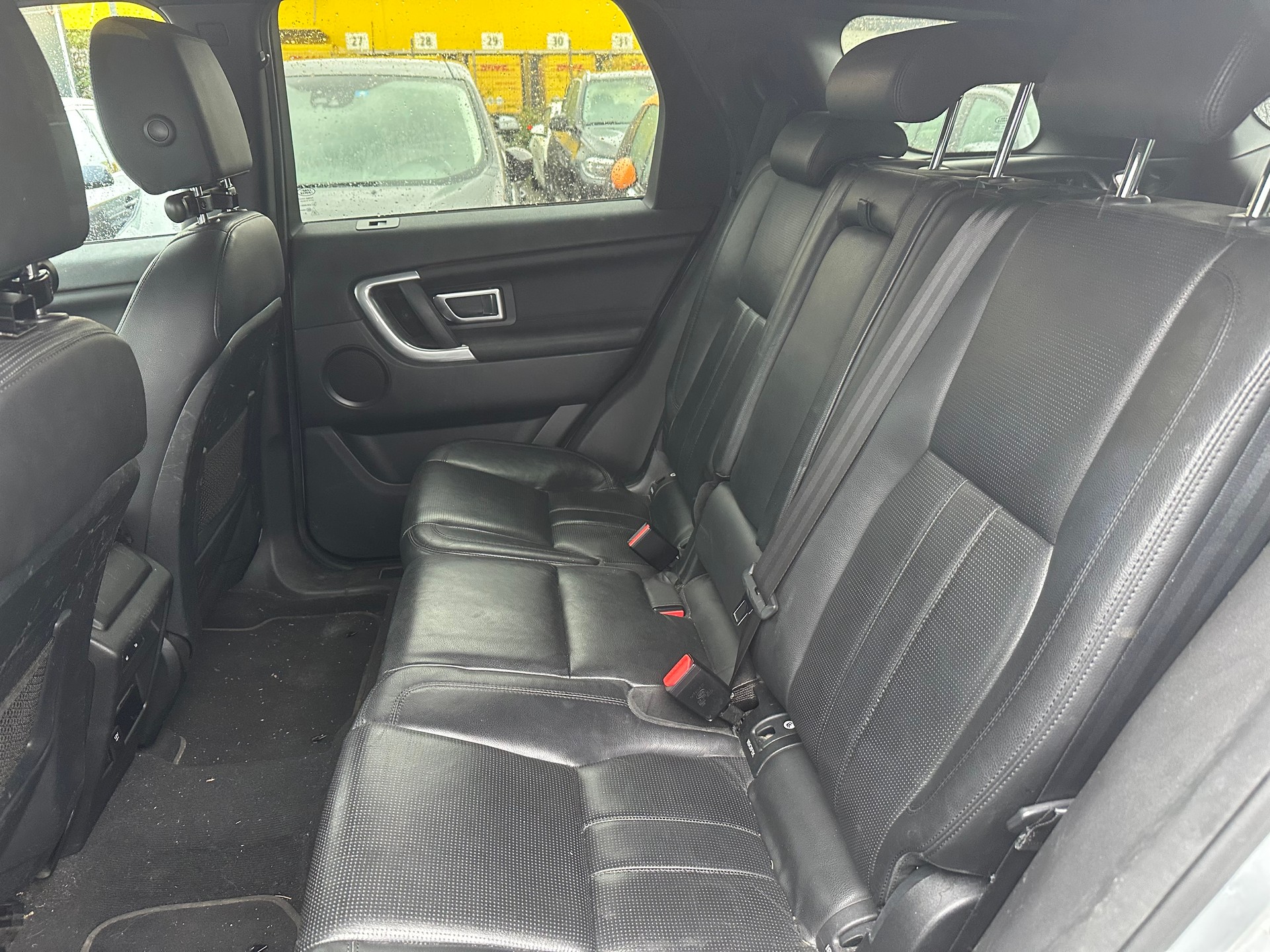 LAND ROVER Discovery Sport 2.0 Si4 HSE Luxury AT9-image-8