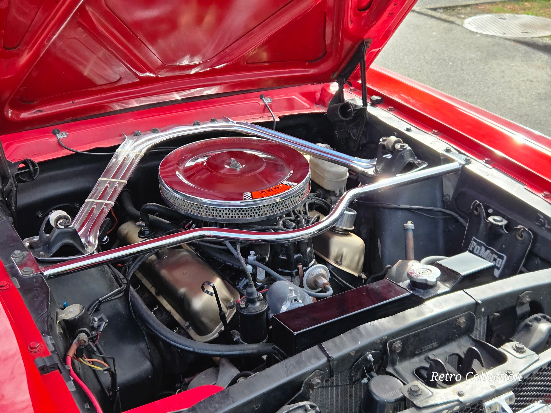 FORD Mustang 1965 convertible V8 289 Ci - restaurée - capote électrique - boite automatique - expertisée vétéran du jour.-image-15