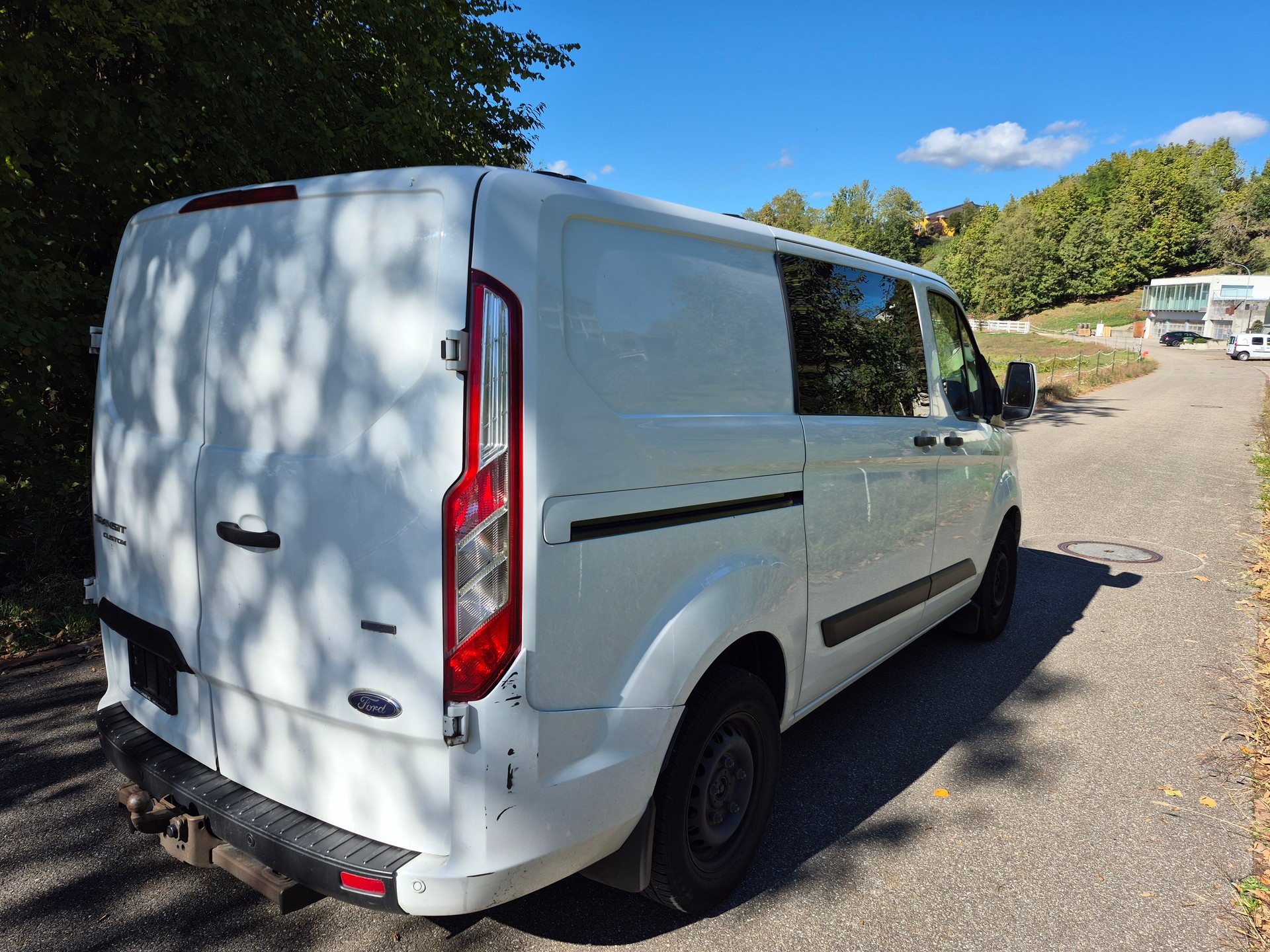 FORD Transit Custom Van 300 L1H1 Trend A-image-3