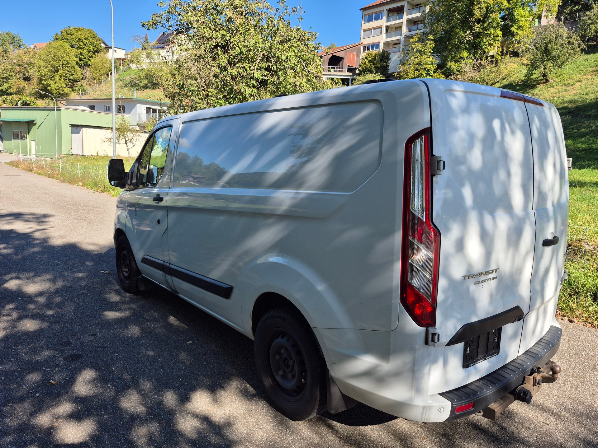 FORD Transit Custom Van 300 L1H1 Trend A-image-4