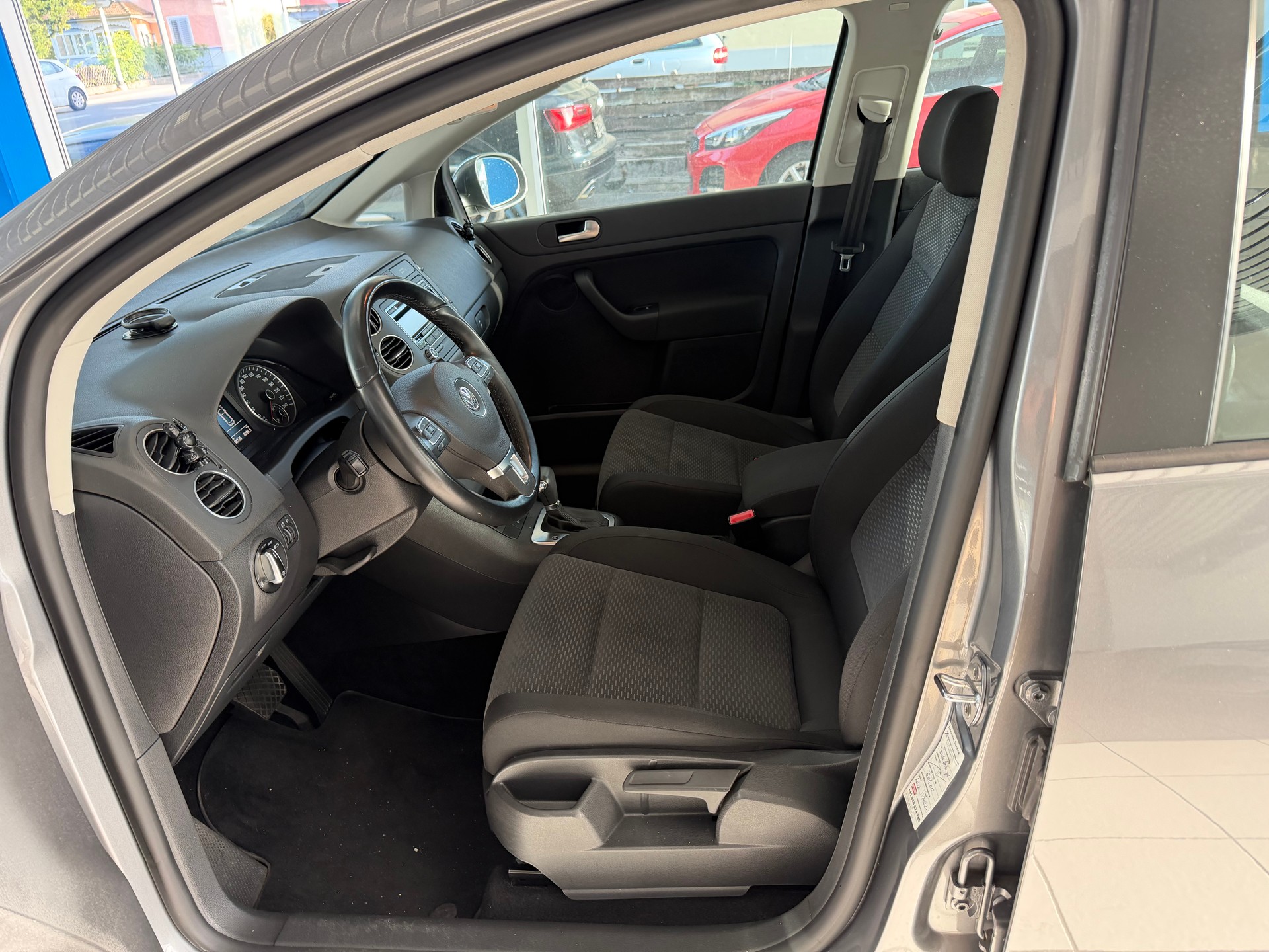 VW Golf Plus 1.4 TSI Comfortline DSG-image-10