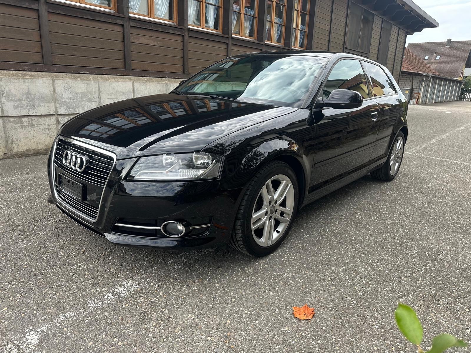 AUDI A3 1.8 TFSI Ambition S-tronic-image-1