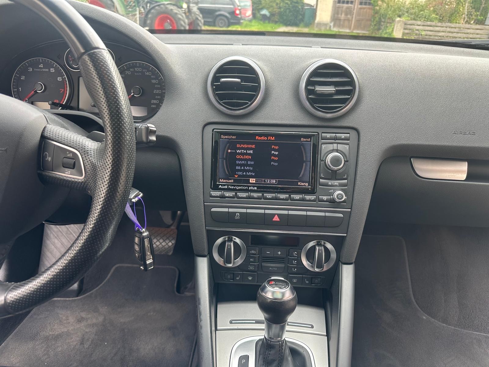 AUDI A3 1.8 TFSI Ambition S-tronic-image-7