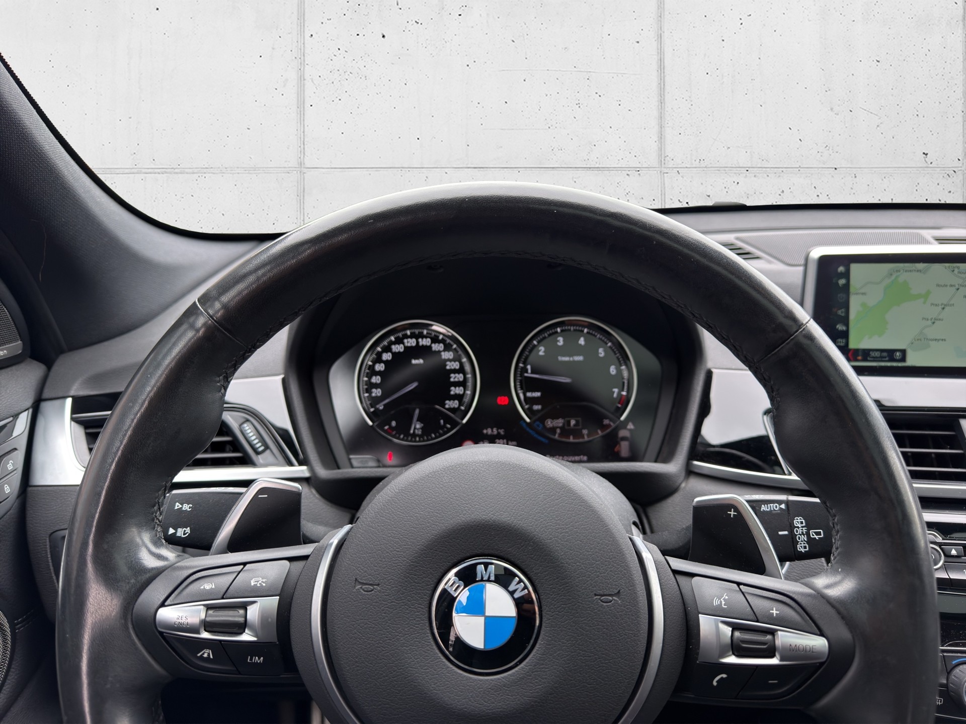 BMW X1 xDrive 20i M Sport Steptronic-image-15
