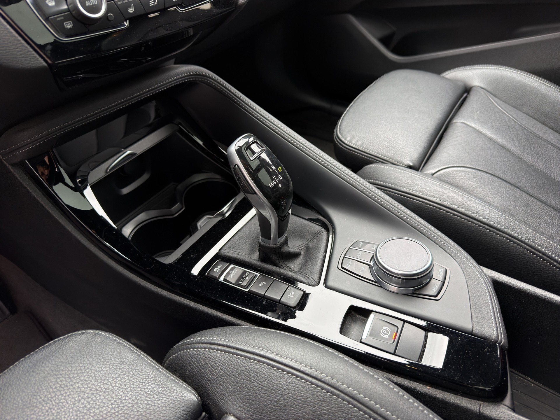 BMW X1 xDrive 20i M Sport Steptronic-image-22