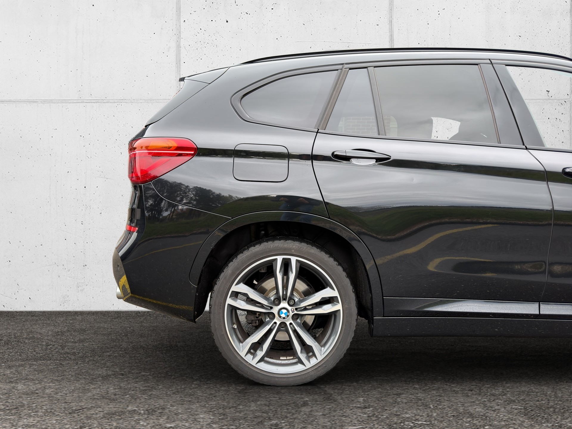 BMW X1 xDrive 20i M Sport Steptronic-image-8