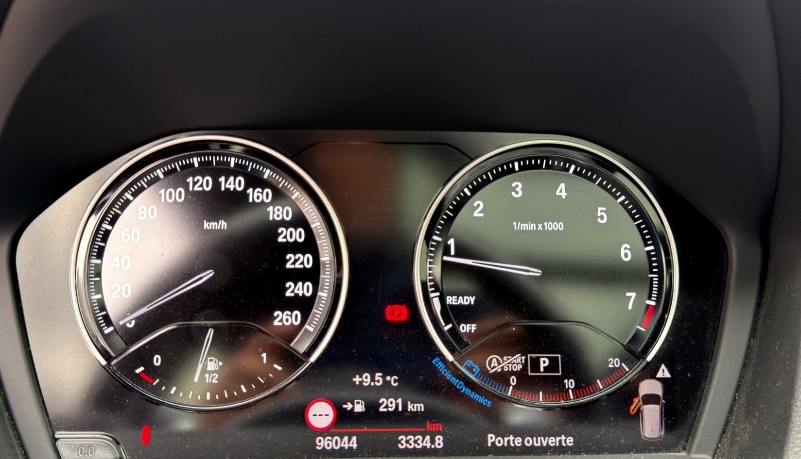 BMW X1 xDrive 20i M Sport Steptronic-image-18