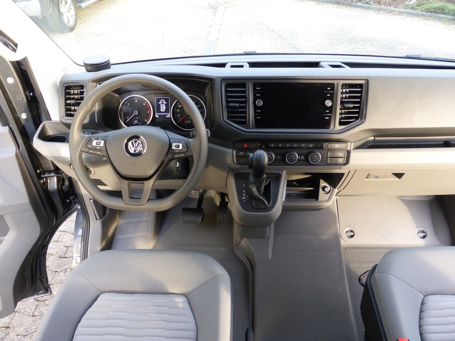 VW Grand California 600 2.0 BI-TDI-image-7