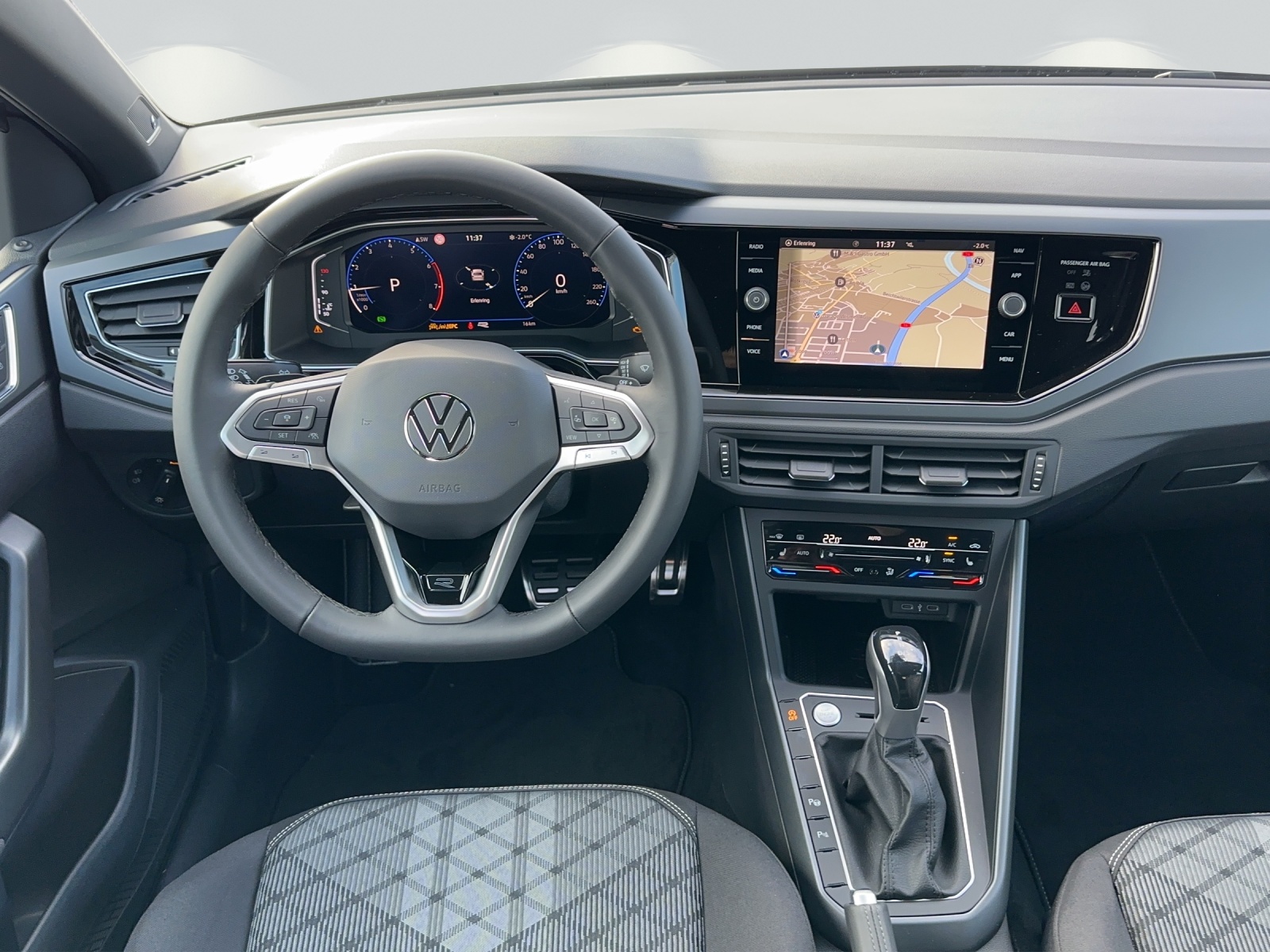 VW Polo 1.0 TSI R-Line DSG-image-6