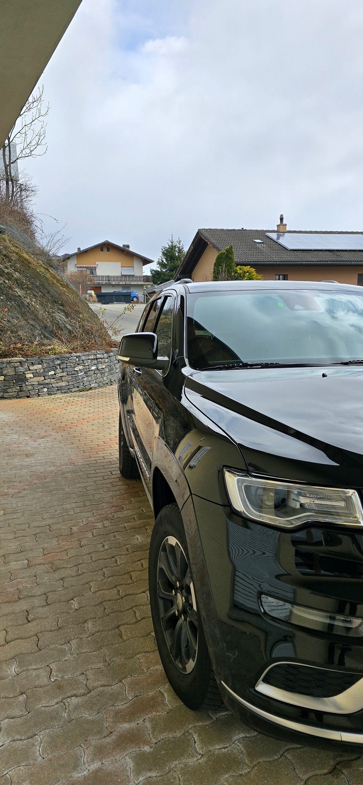 JEEP Grand Cherokee 3.0 CRD Summit Automatic-image-2