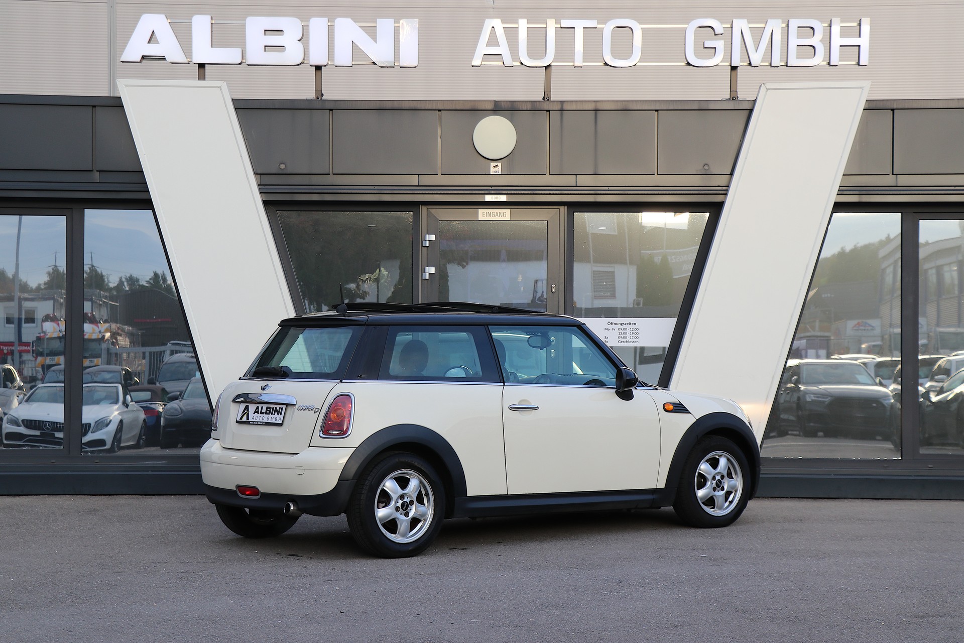 MINI Mini Cooper D-image-2