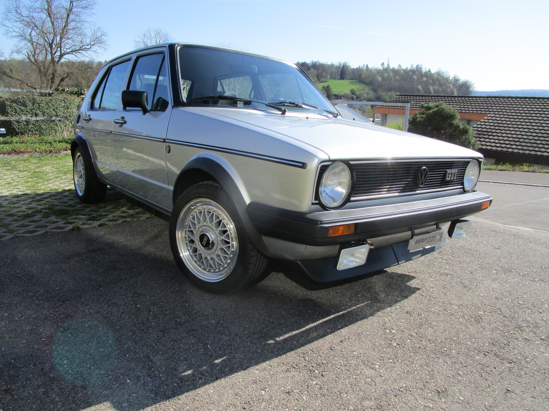 VW Golf 1 GTI 4-türig (1982)-image-10