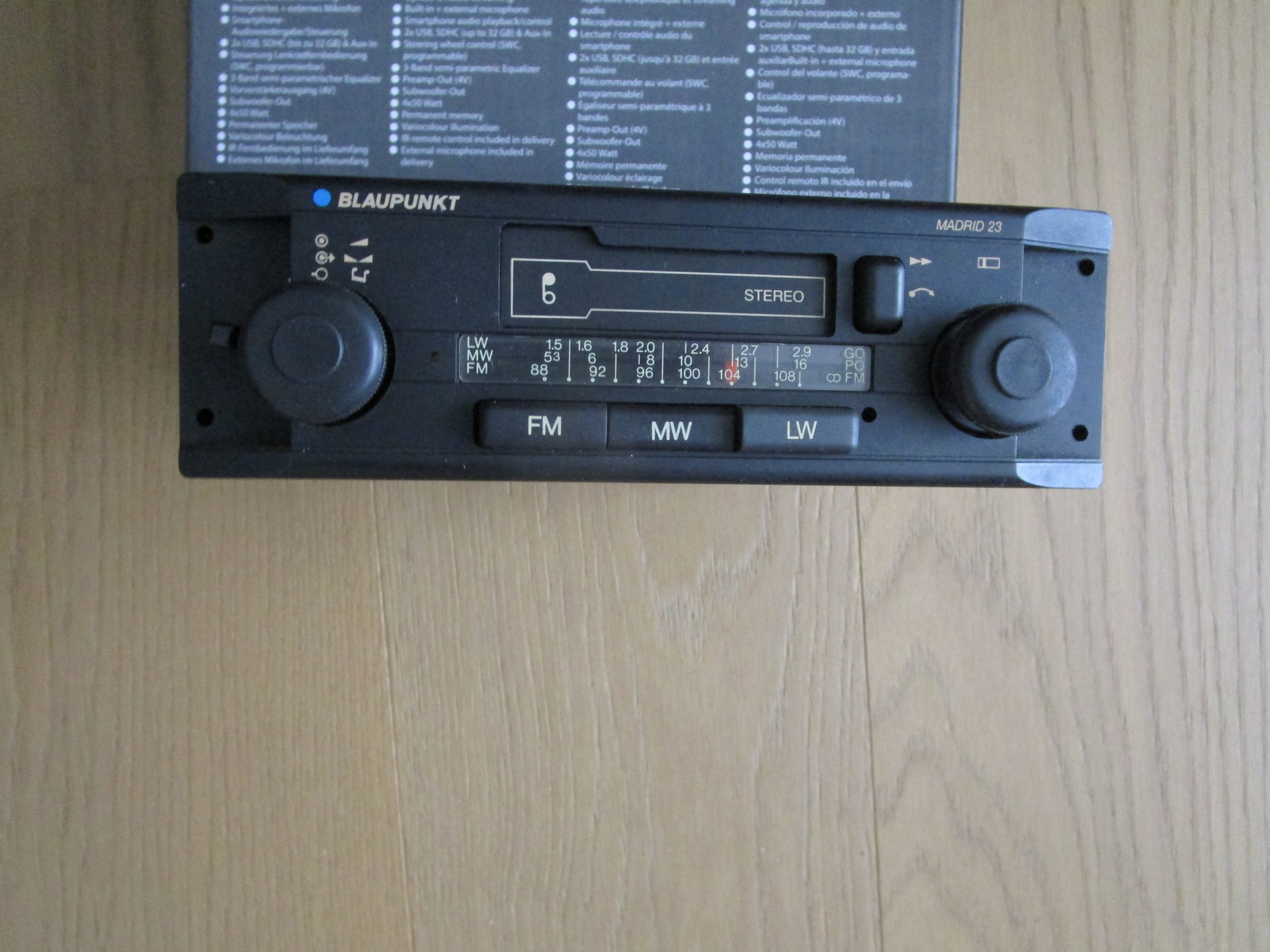 VW Golf 1 GTI 4-türig (1982)-image-27