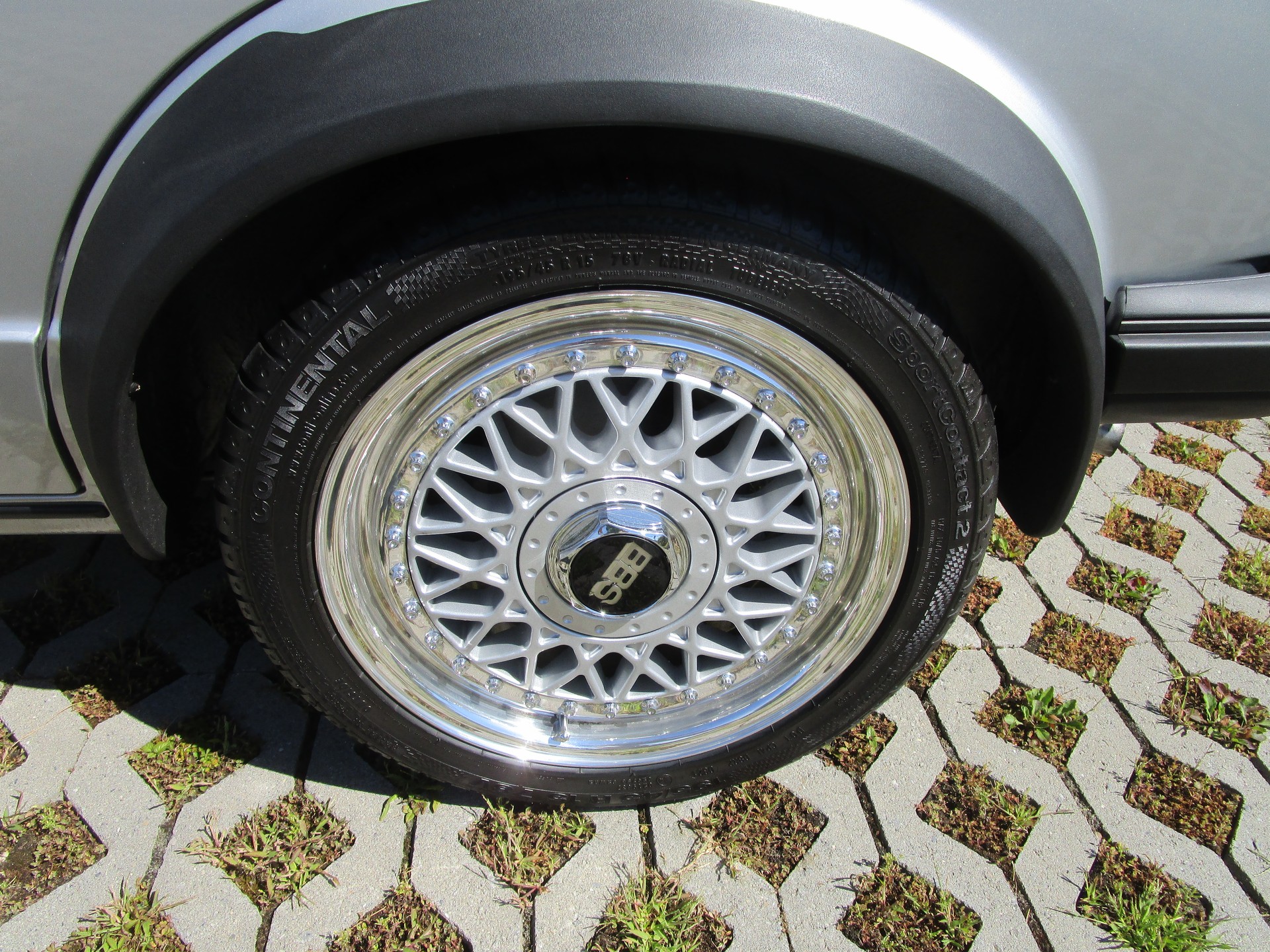 VW Golf 1 GTI 4-türig (1982)-image-24