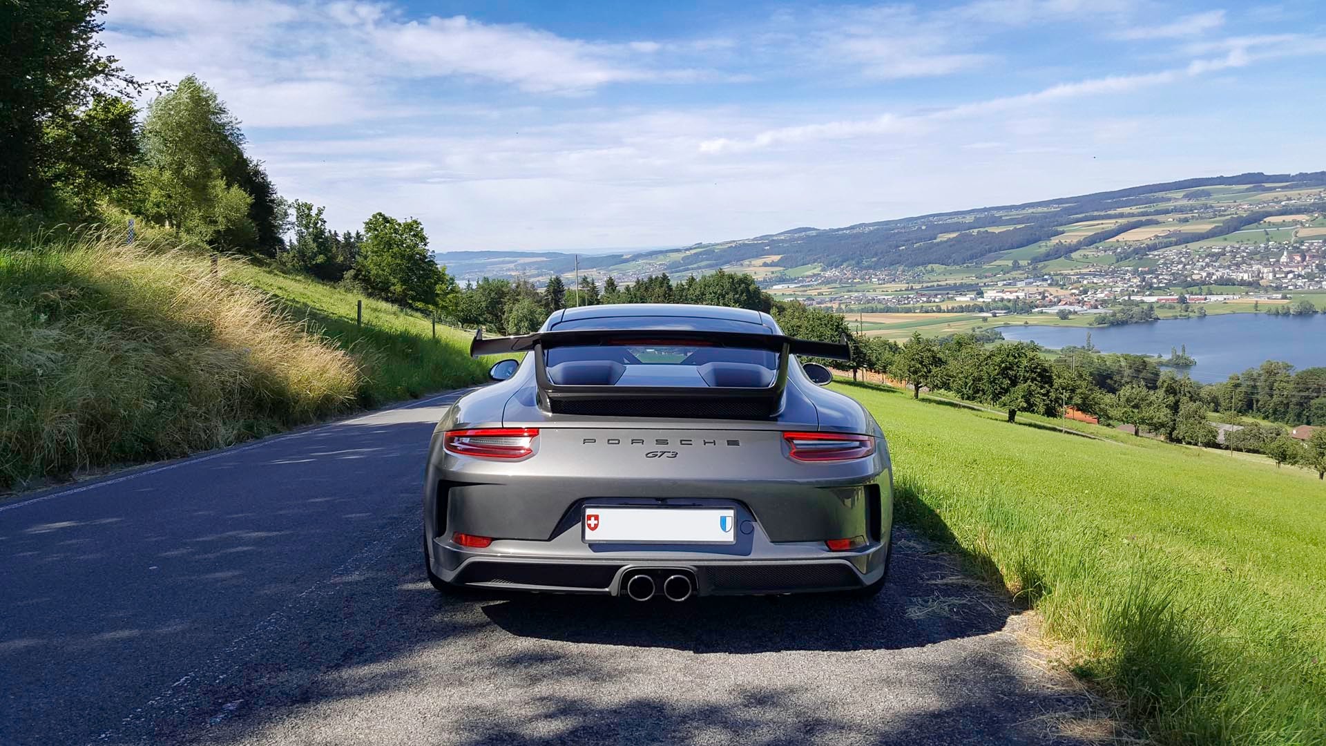 PORSCHE 911 GT3-image-3