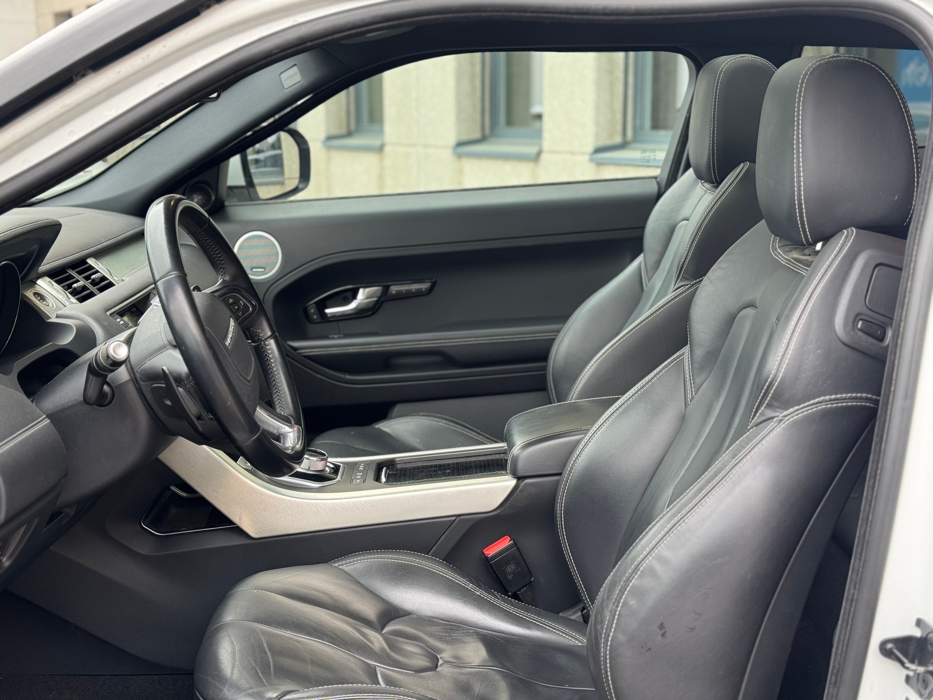 LAND ROVER Range Rover Evoque 2.2 SD4 Dynamic AT6-image-10