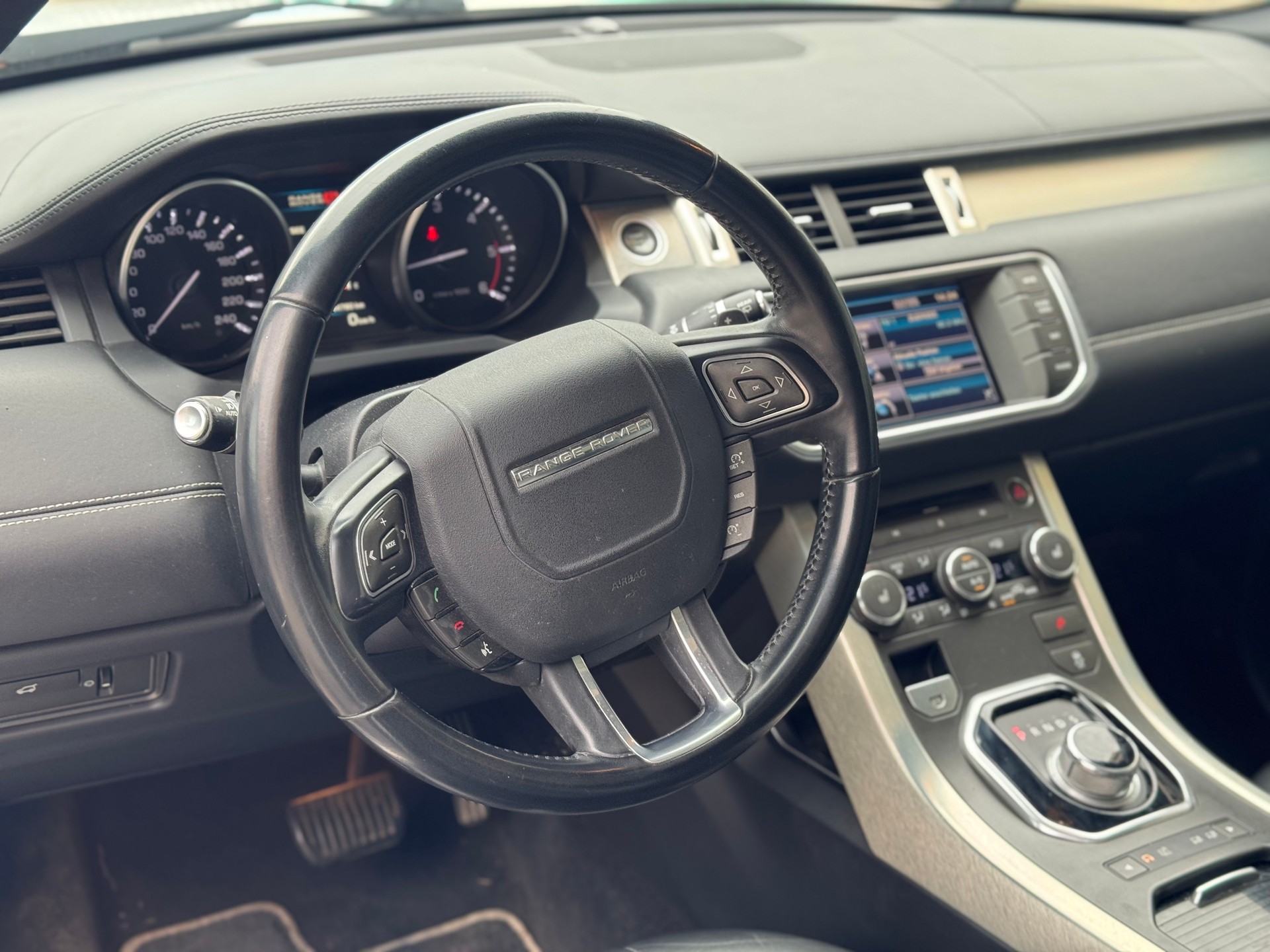LAND ROVER Range Rover Evoque 2.2 SD4 Dynamic AT6-image-12