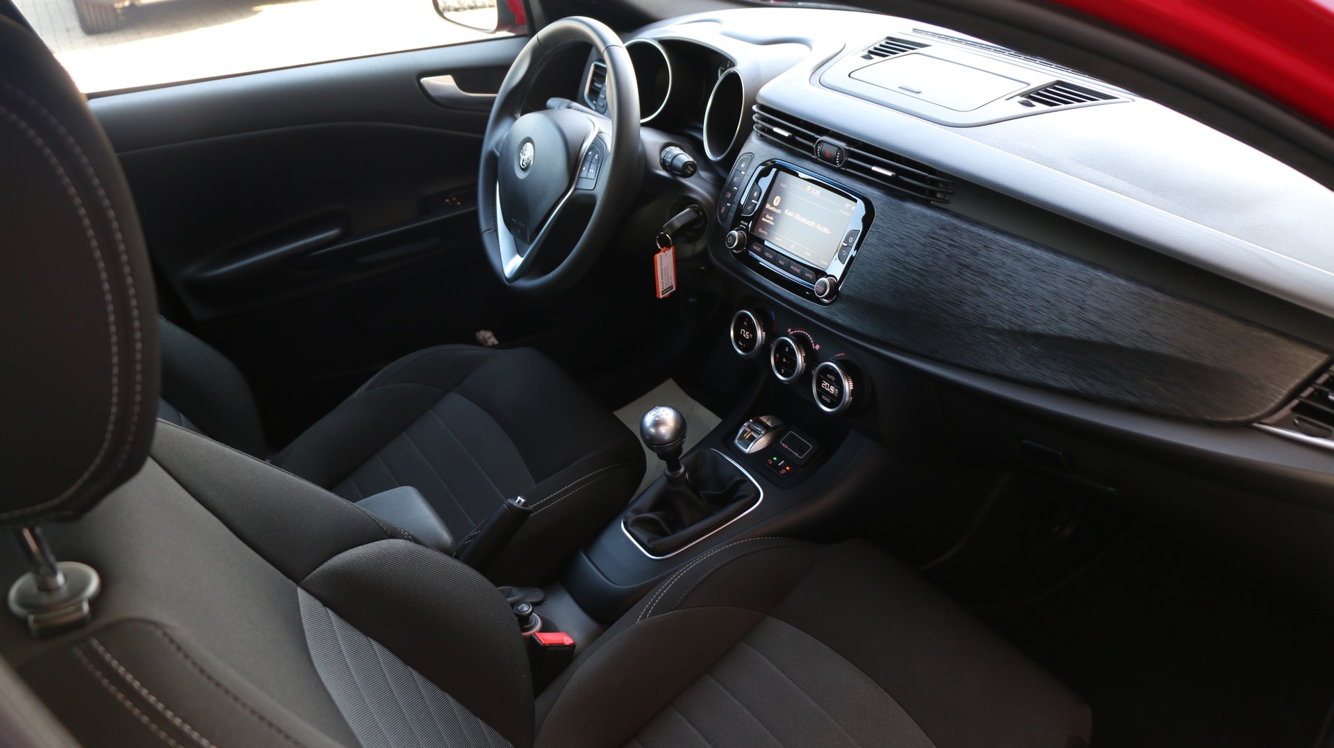 ALFA ROMEO Giulietta 1.4 T Super-image-20