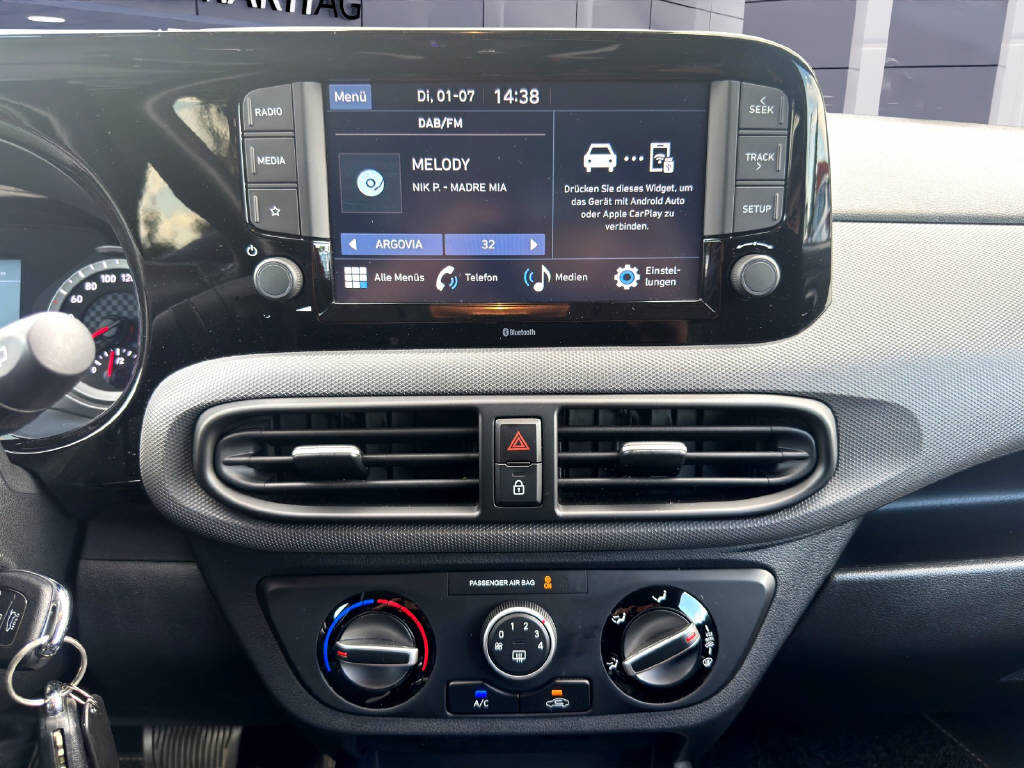 HYUNDAI i10 1.2 Amplia-image-7