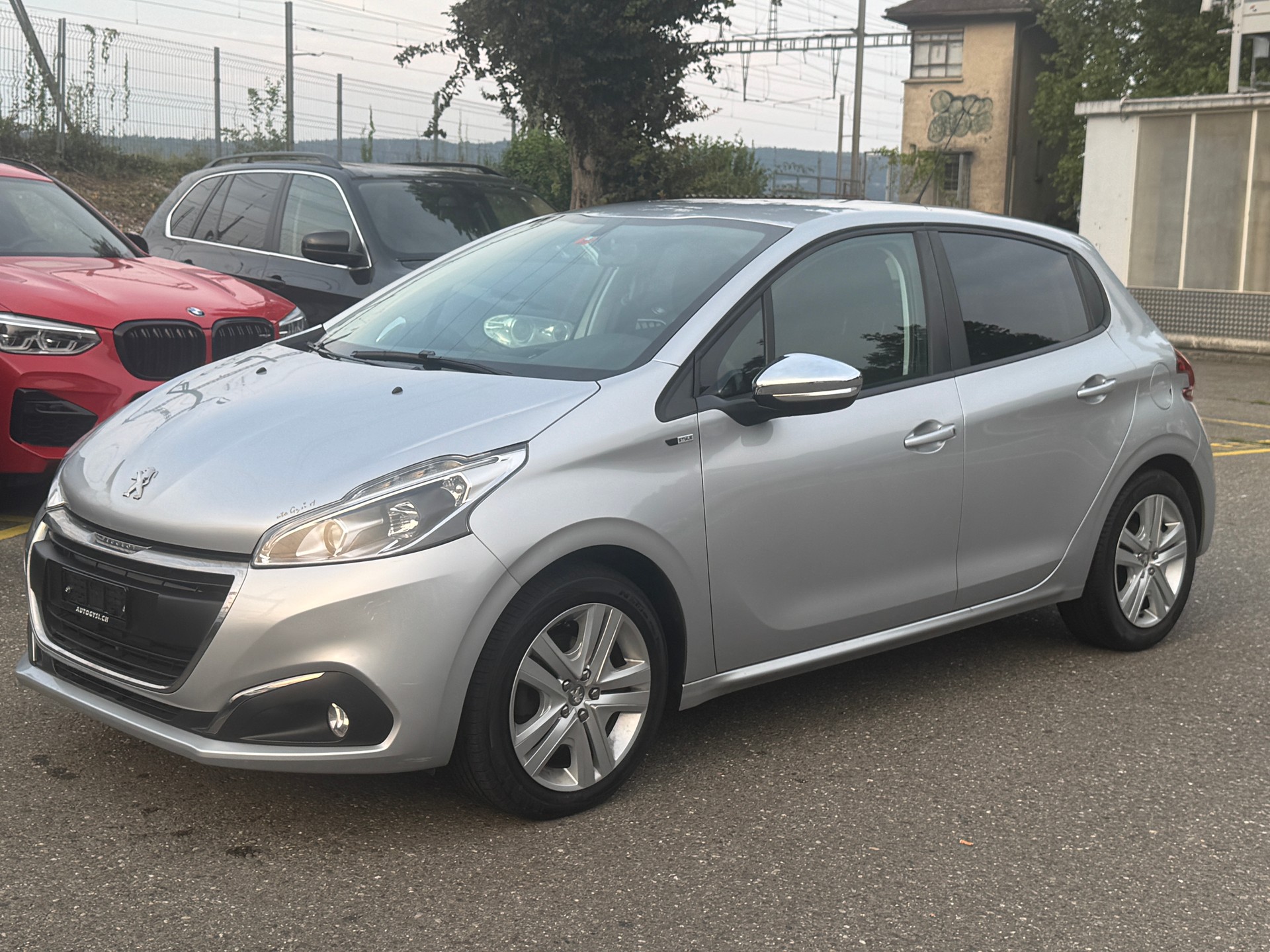 PEUGEOT 208 1.2 PureTech Active-image-0