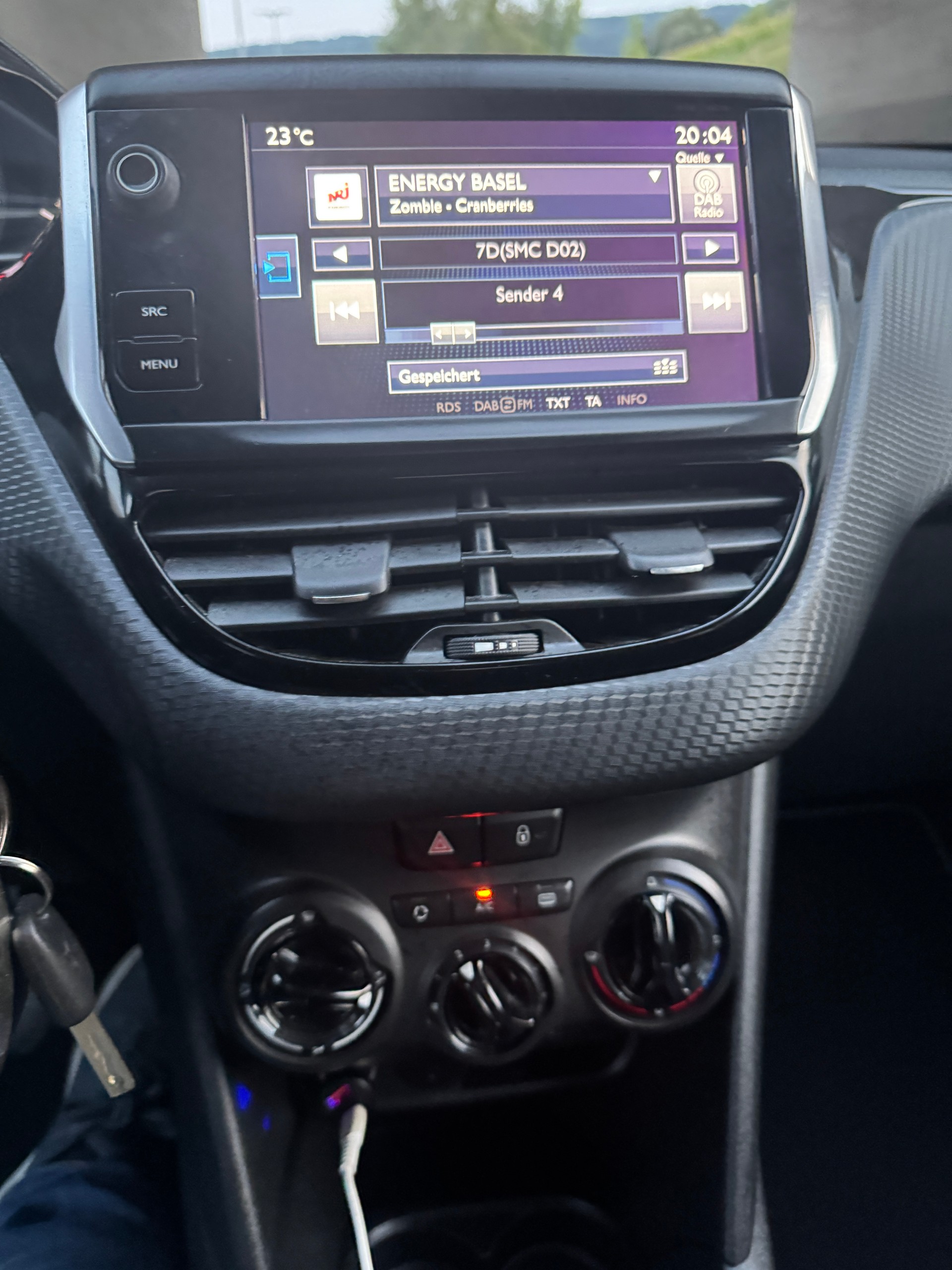 PEUGEOT 208 1.2 PureTech Active-image-13