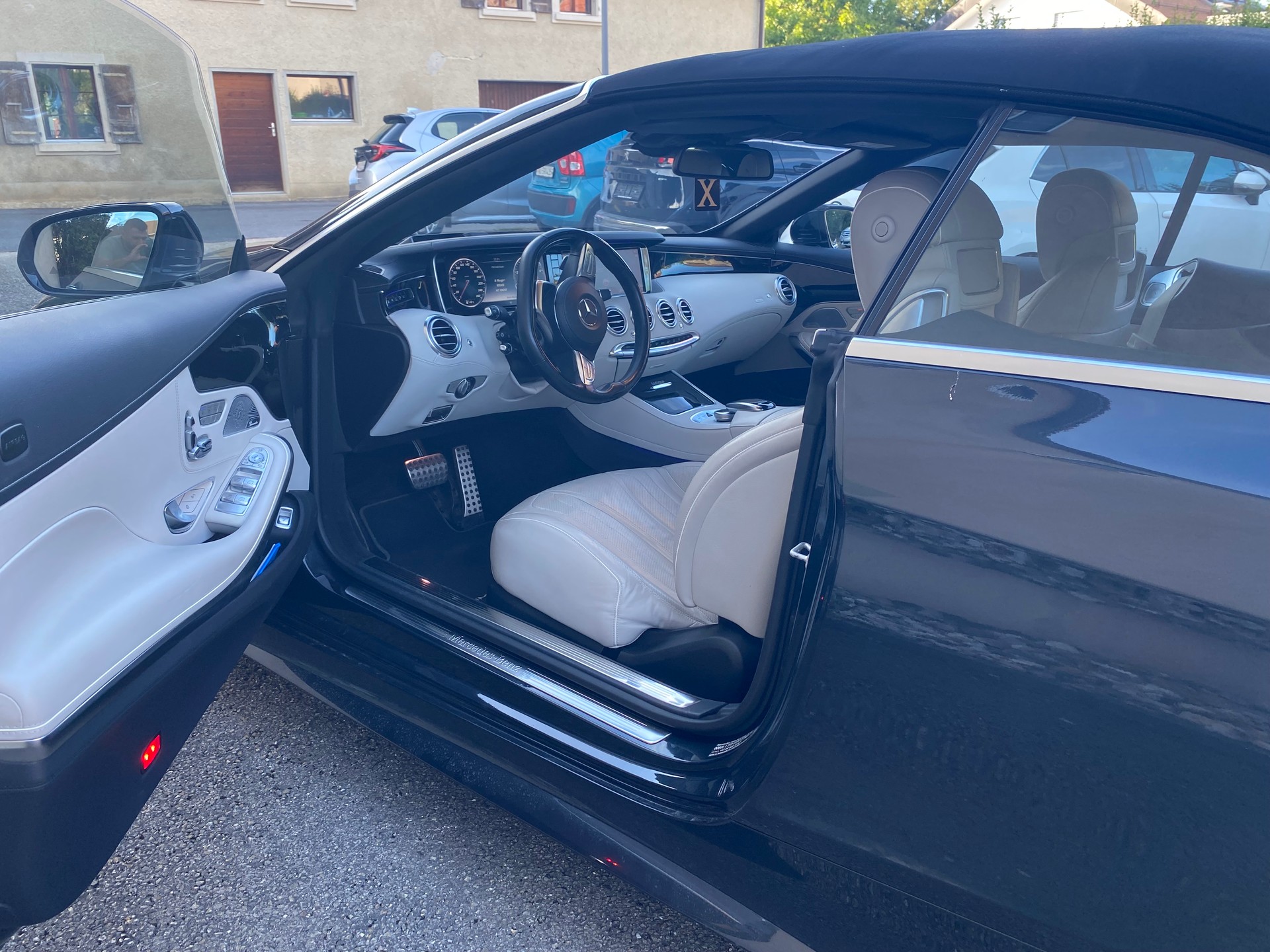MERCEDES-BENZ S 500 Cabriolet 9G-Tronic-image-3
