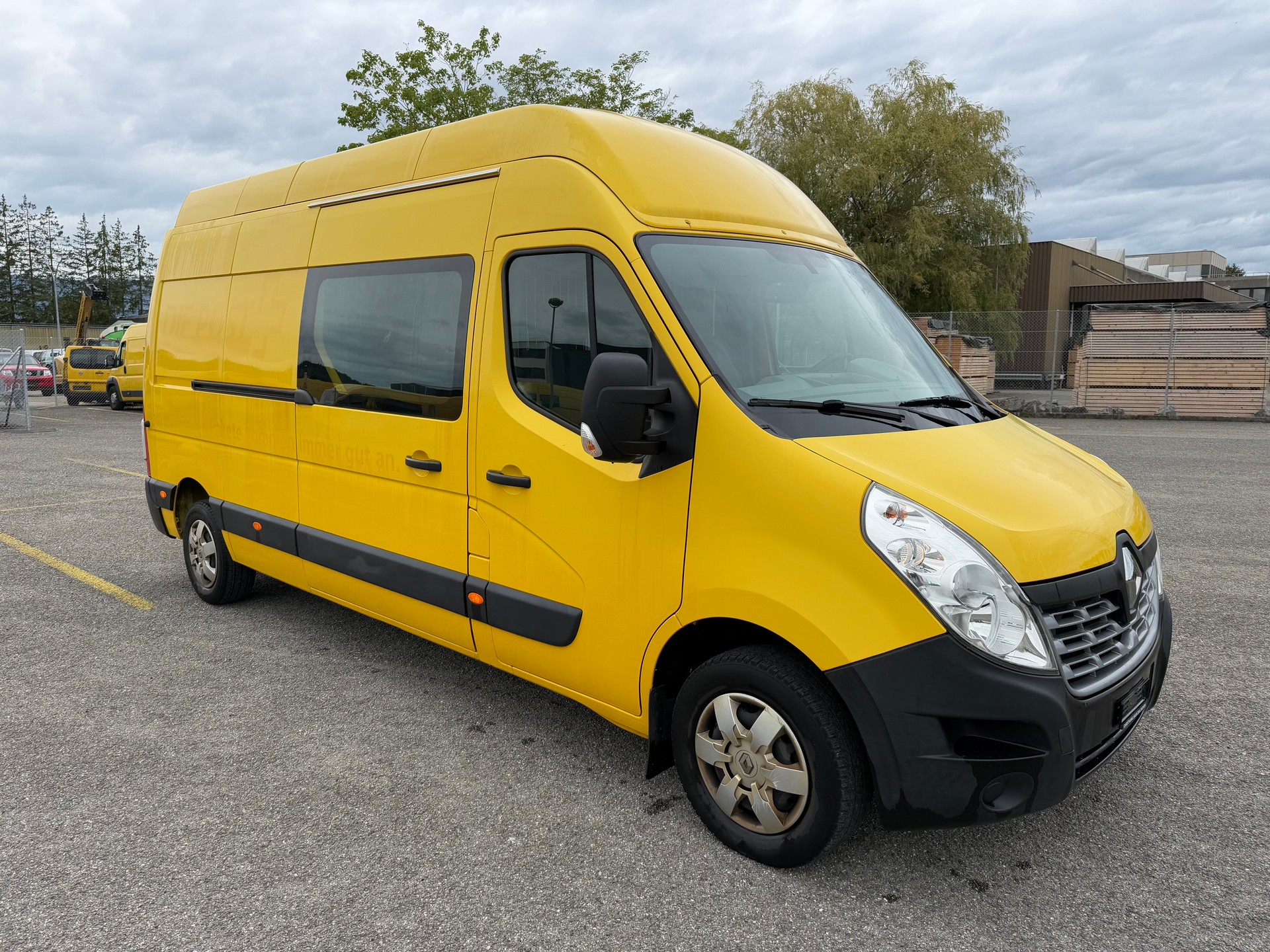 RENAULT Master T35 2.3dCi 130 L3H3-image-1