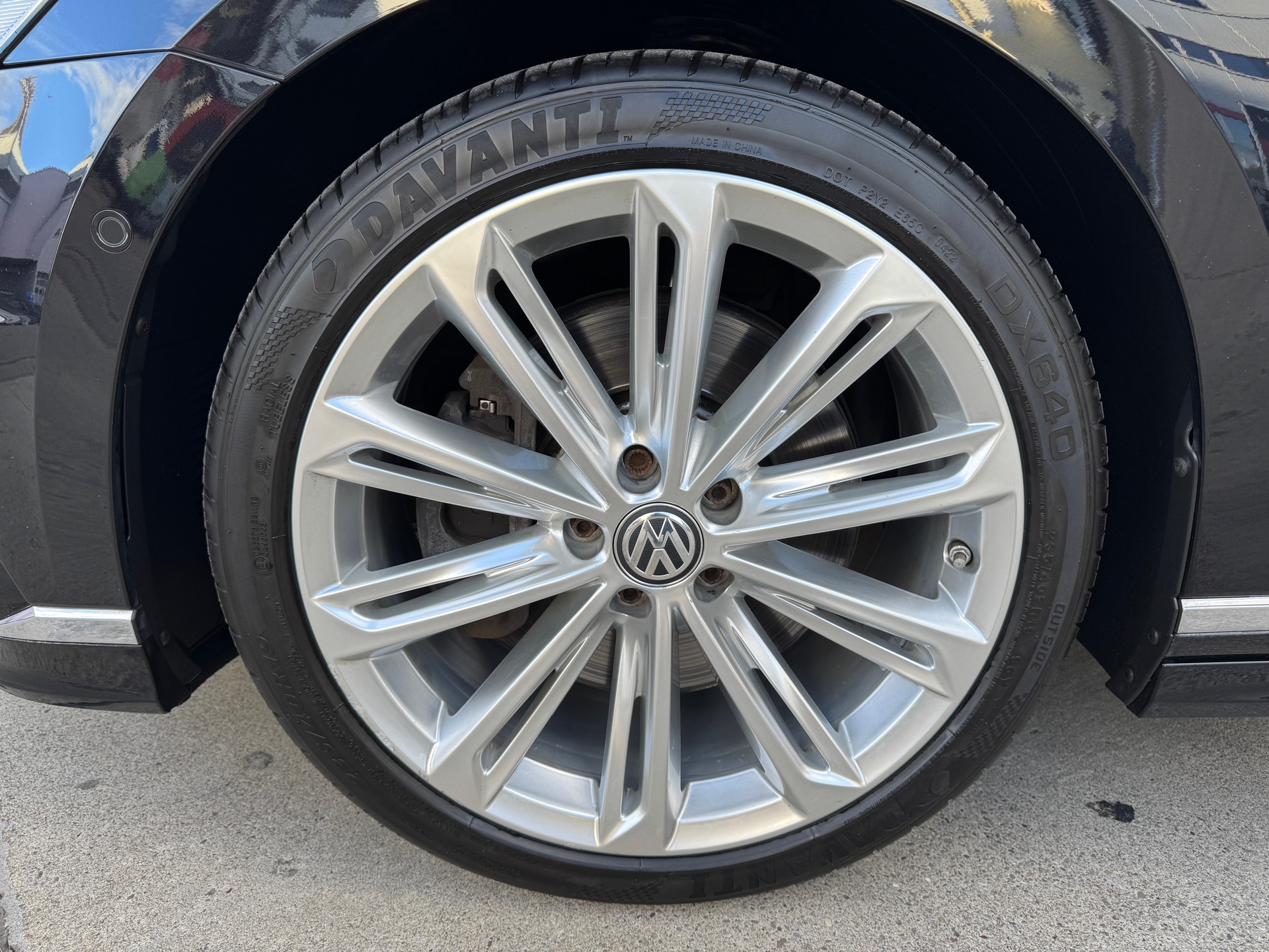 VW Passat Variant 2.0 TSI ABT R-Line Highline 4Motion DSG-image-14