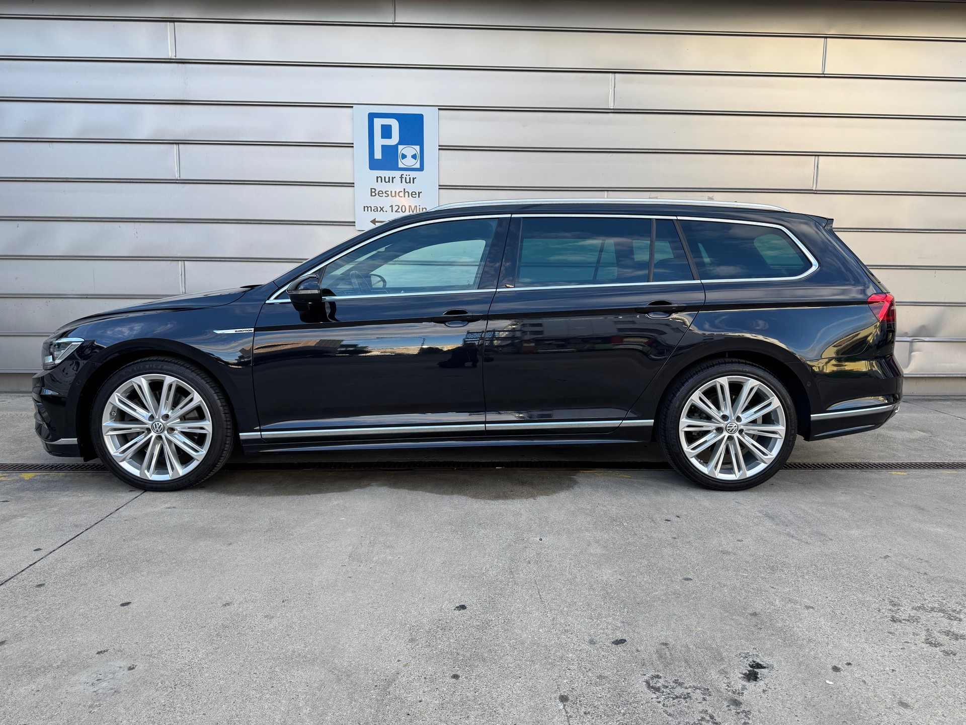 VW Passat Variant 2.0 TSI ABT R-Line Highline 4Motion DSG-image-1