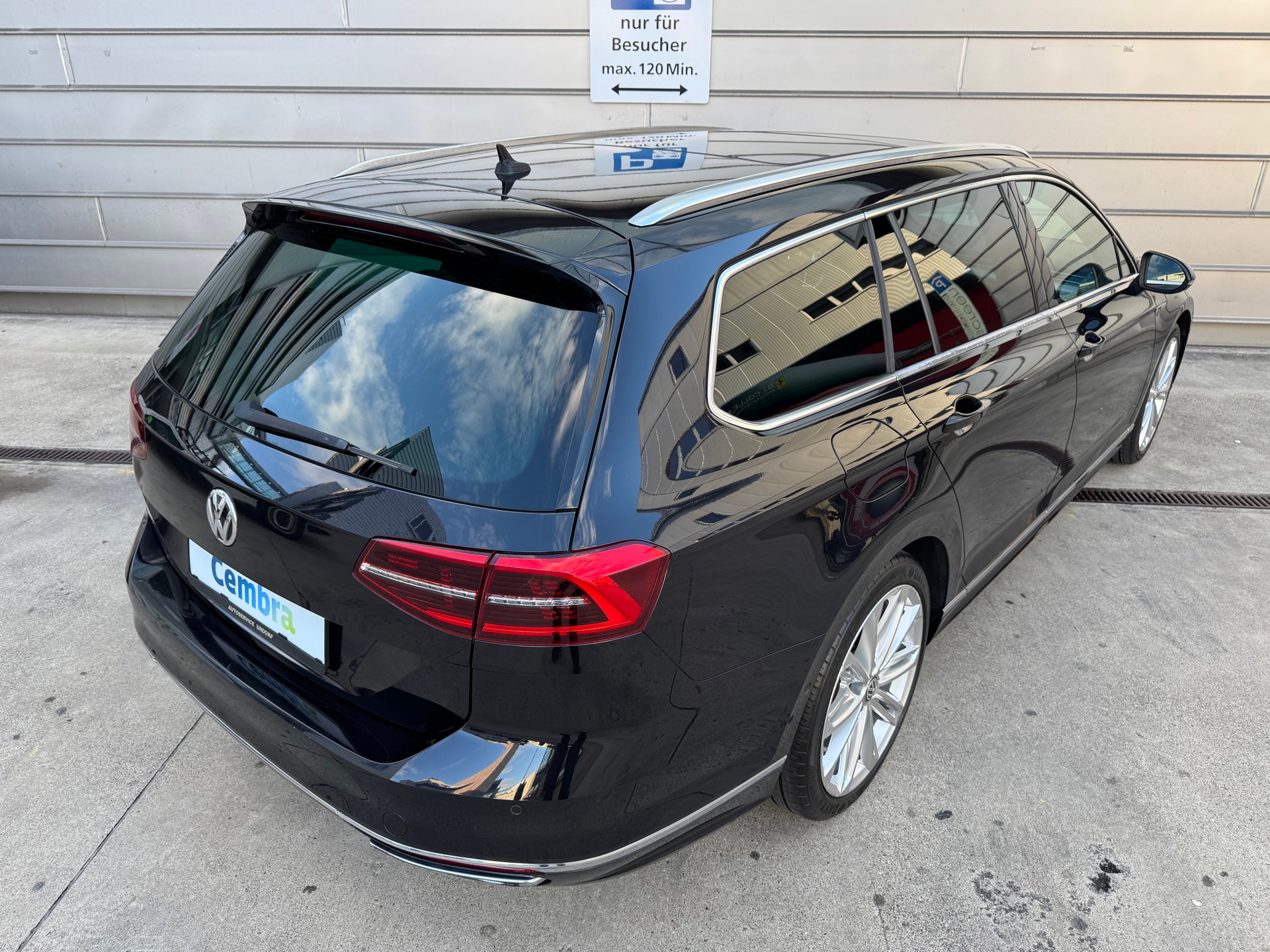 VW Passat Variant 2.0 TSI ABT R-Line Highline 4Motion DSG-image-15