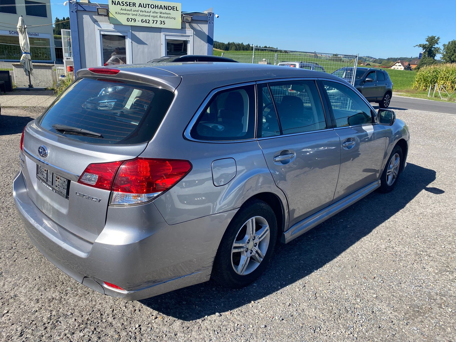 SUBARU Legacy 2.0i Swiss AWD-image-2