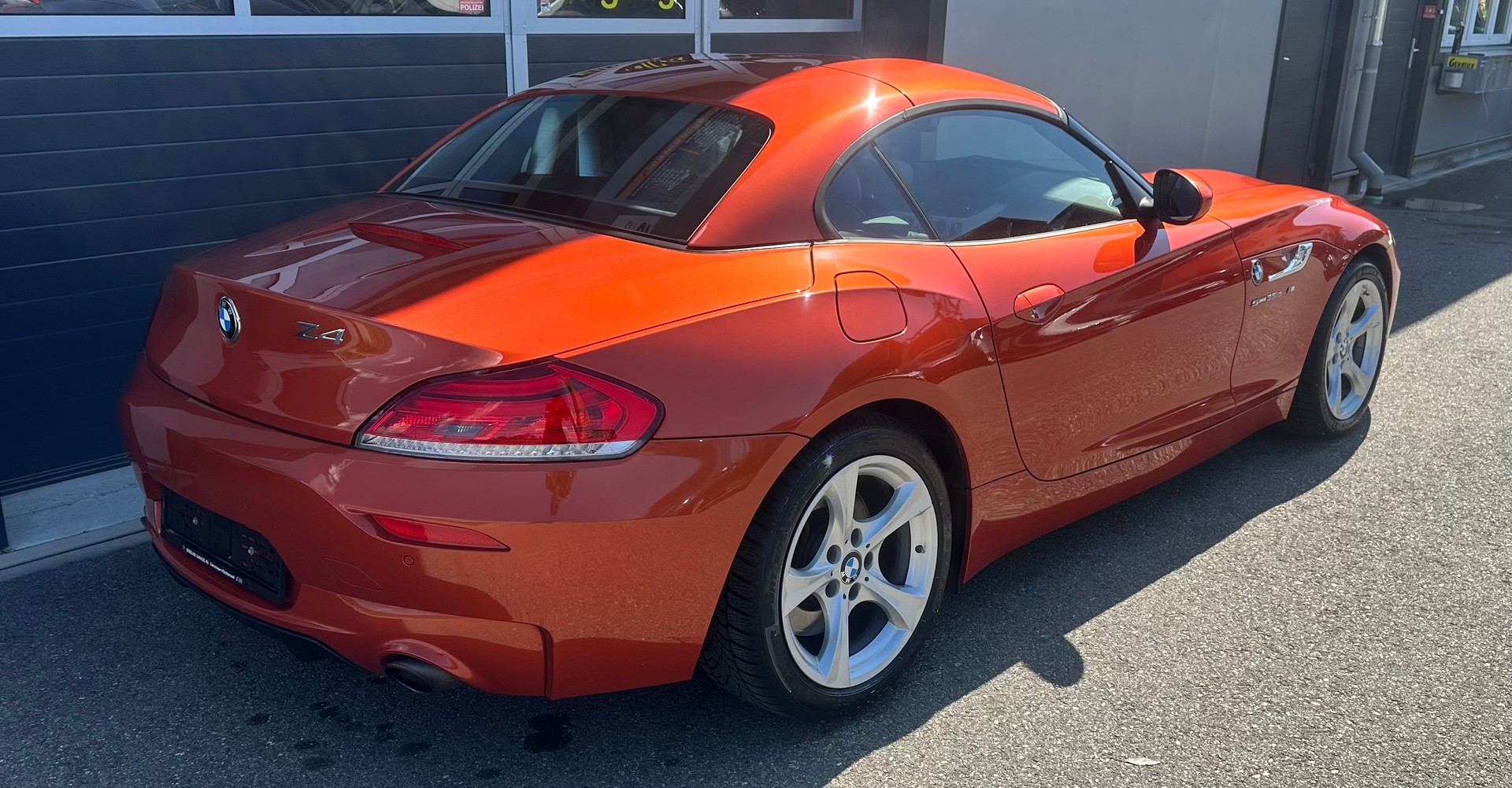 BMW Z4 sDrive35is DKG-image-2