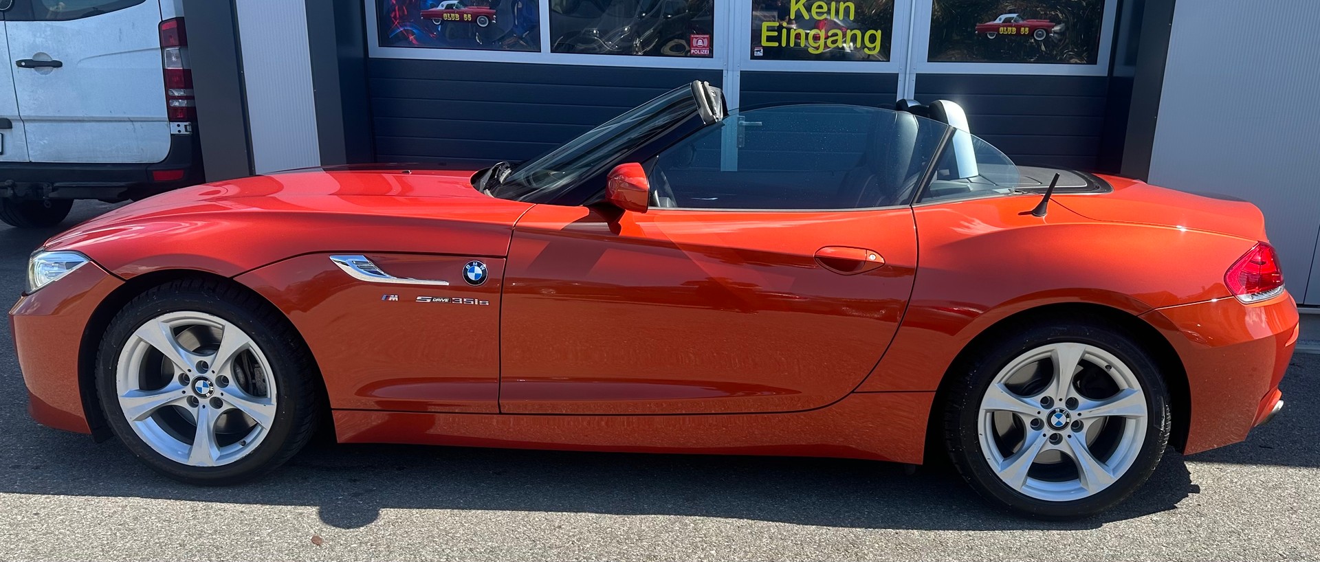 BMW Z4 sDrive35is DKG-image-5