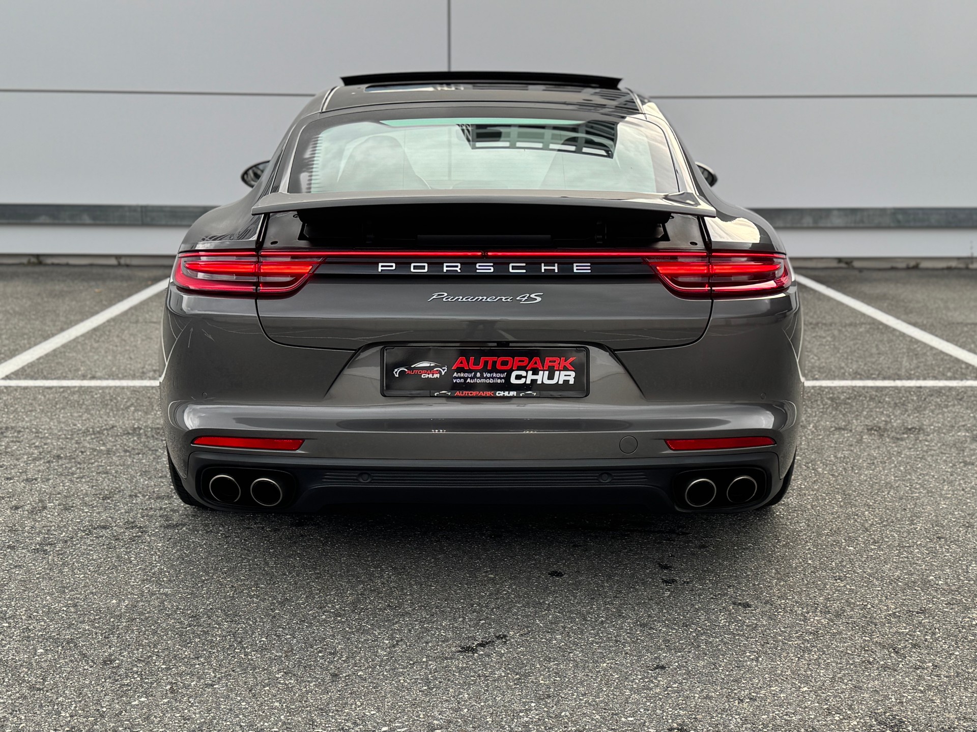 PORSCHE Panamera 4S PDK-image-3