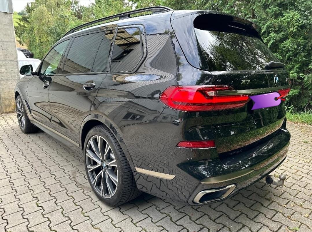 BMW X7 xDrive M50i Steptronic-image-2