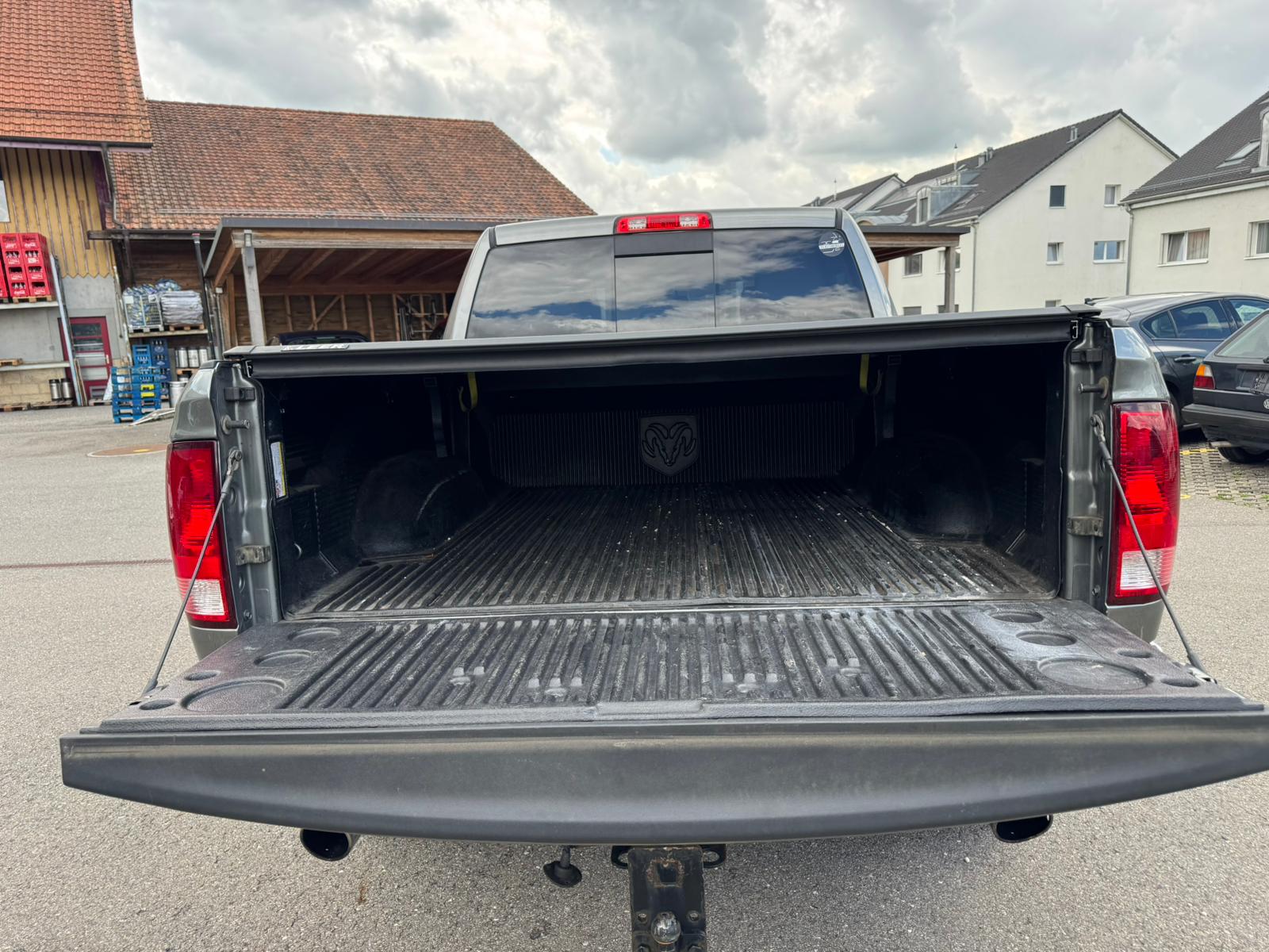 DODGE Ram 1500-image-9