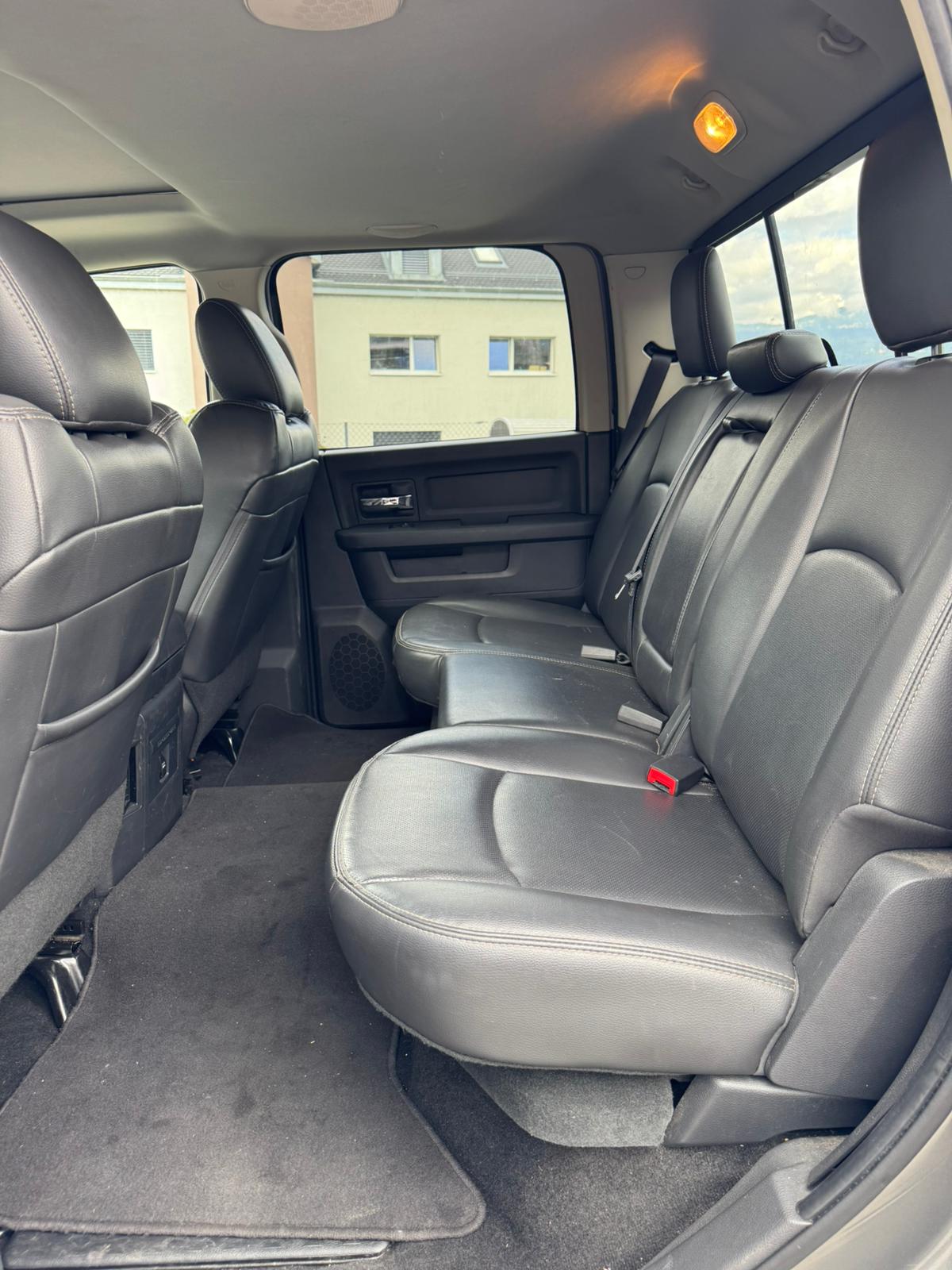 DODGE Ram 1500-image-11