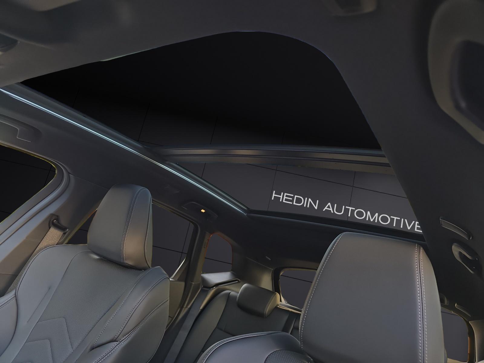 BMW 230e xDrive Active Tourer-image-11