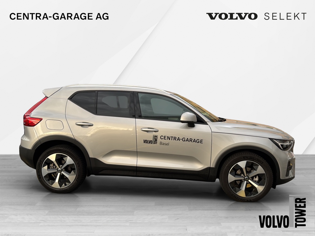 VOLVO XC40 T2 Xcite Geartronic-image-4