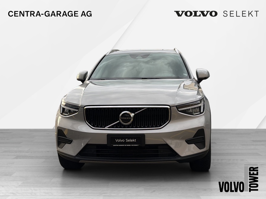 VOLVO XC40 T2 Xcite Geartronic-image-1