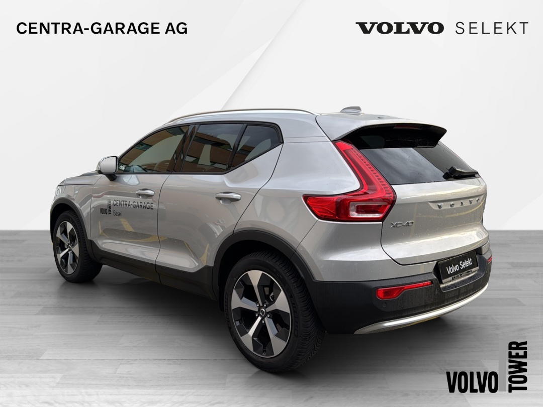 VOLVO XC40 T2 Xcite Geartronic-image-5