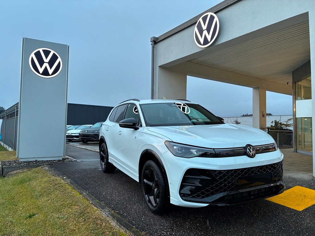 VW Tiguan 2.0 TSI DSG R-Line 4Motion-image-0