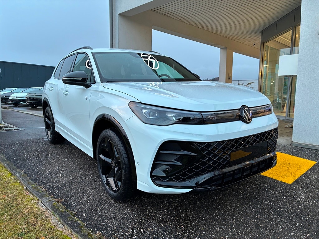 VW Tiguan 2.0 TSI DSG R-Line 4Motion-image-1