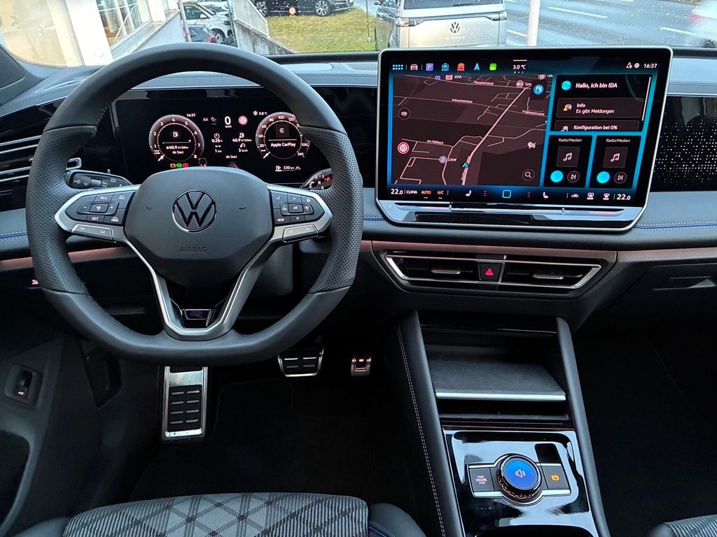 VW Tiguan 2.0 TSI DSG R-Line 4Motion-image-10